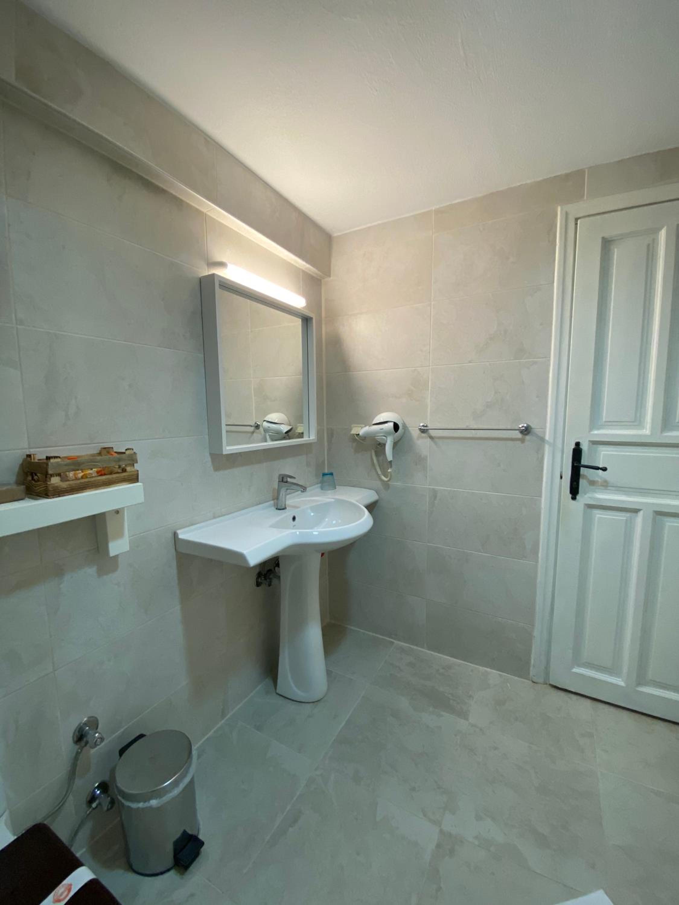 Standard Single Room photo 2