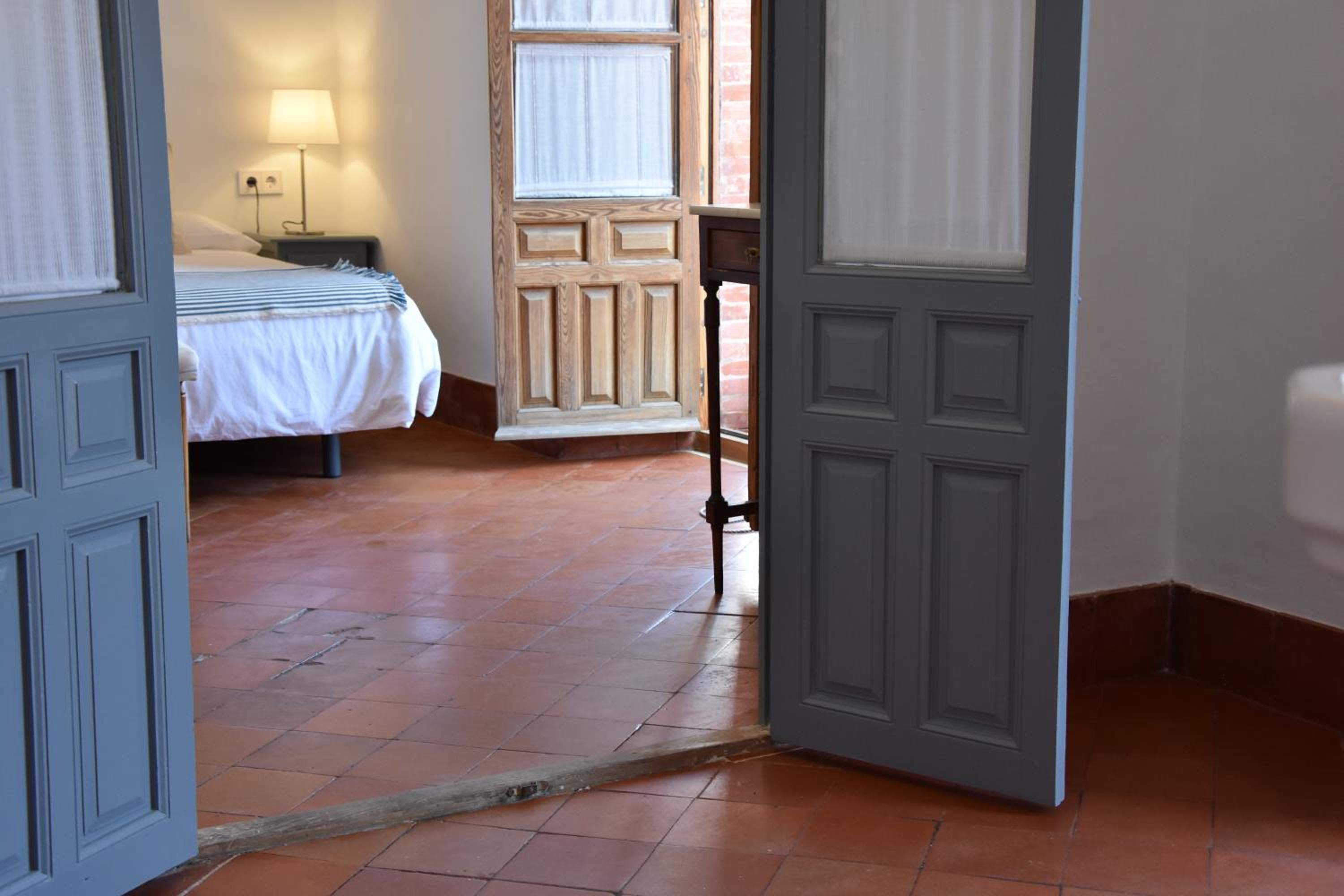 Superior Twin Room - Photo 21