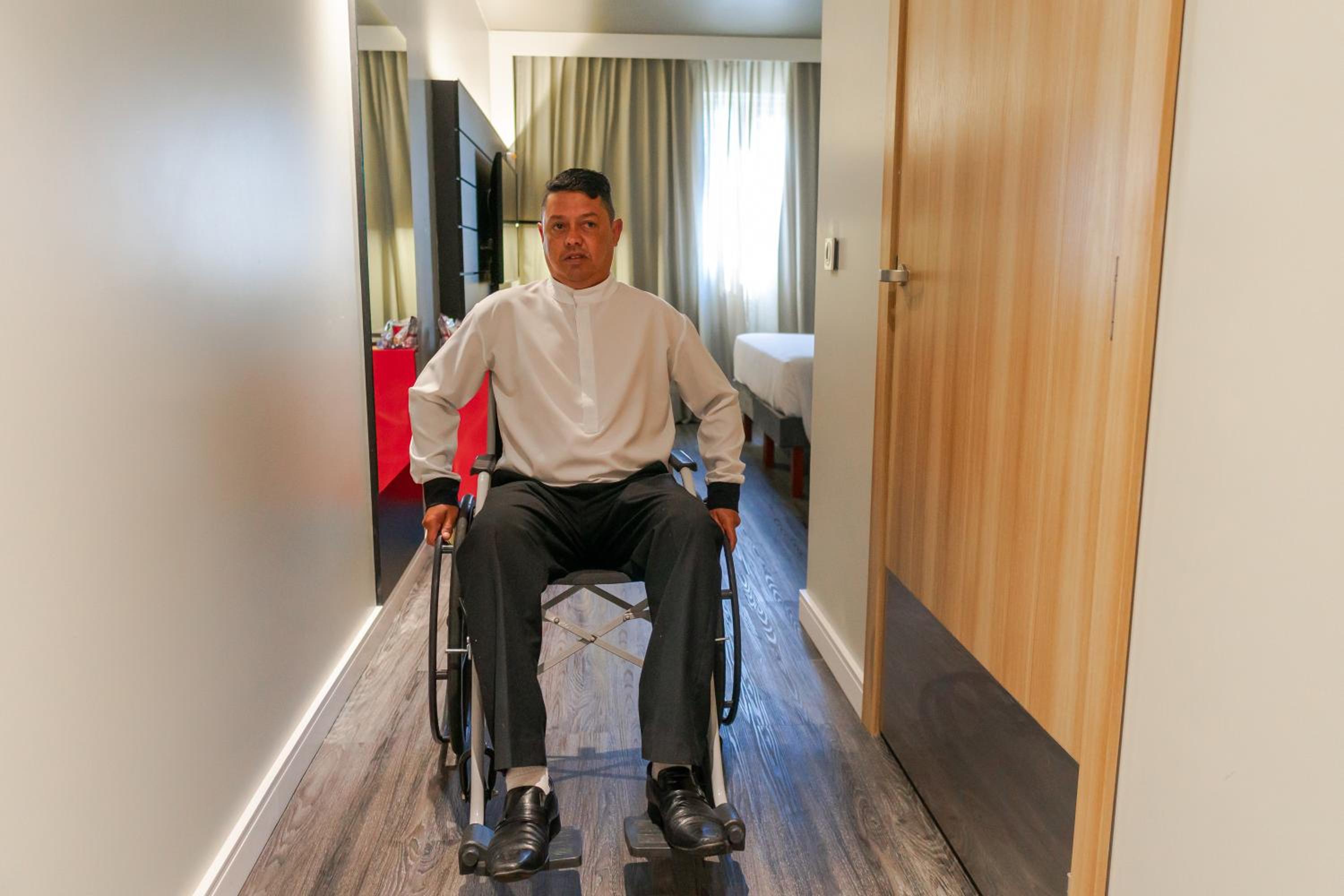 Double Room - Disability Access thumbnail 5