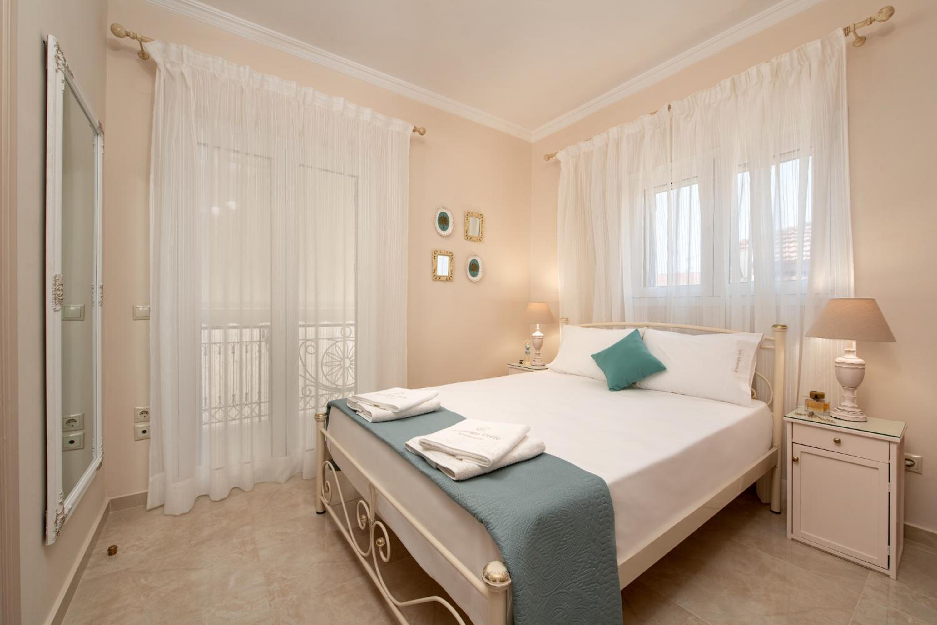 One-Bedroom Apartment - Photo 27