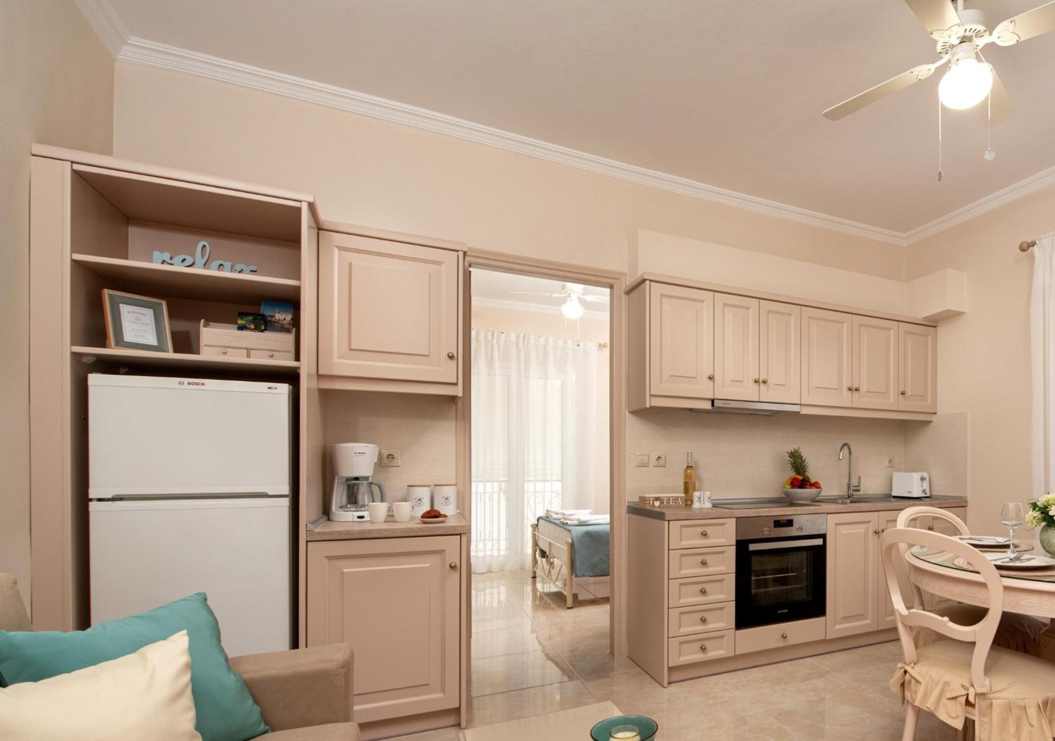 One-Bedroom Apartment - Photo 36