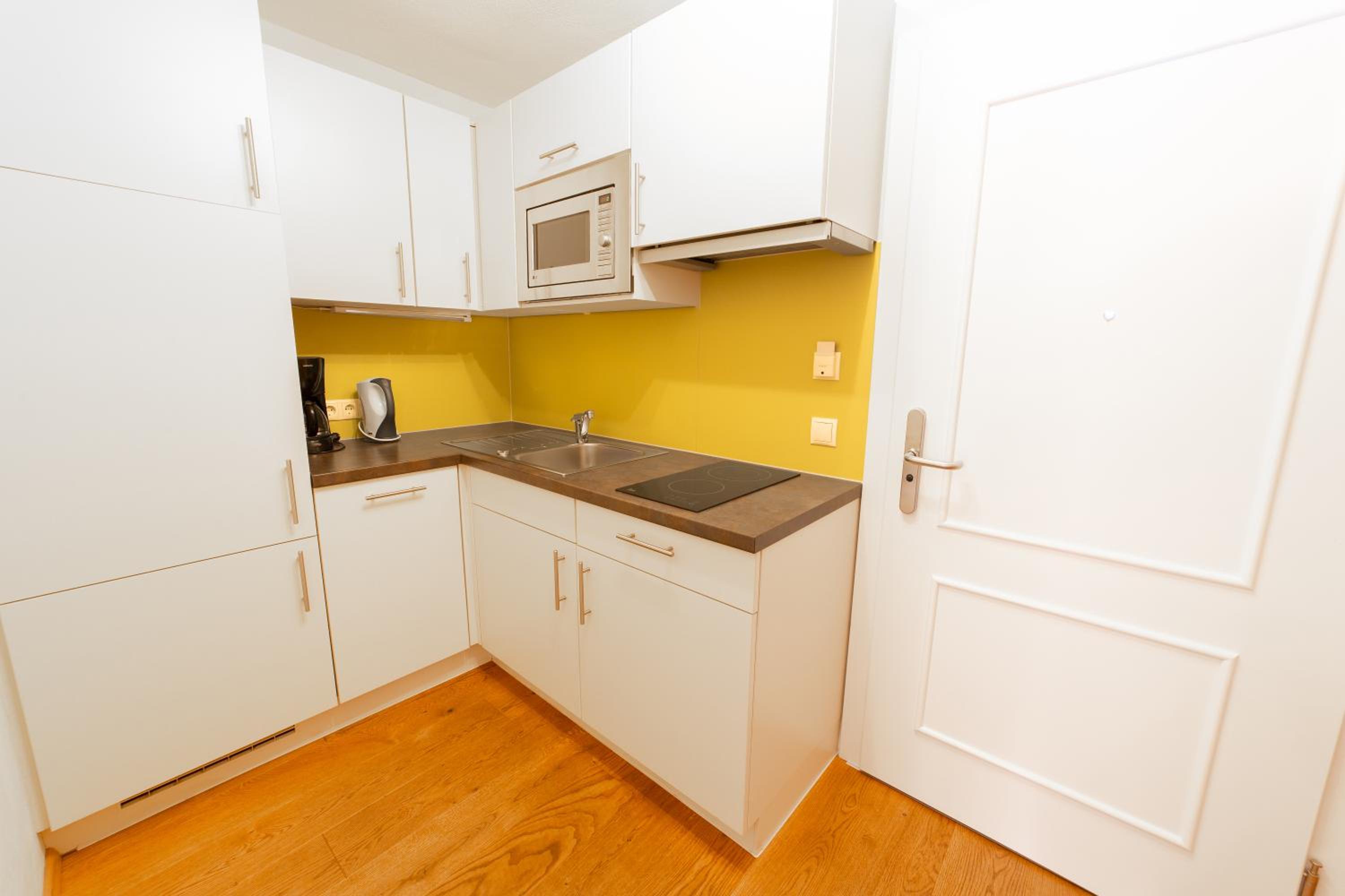 Two-Bedroom Apartment - Photo 4