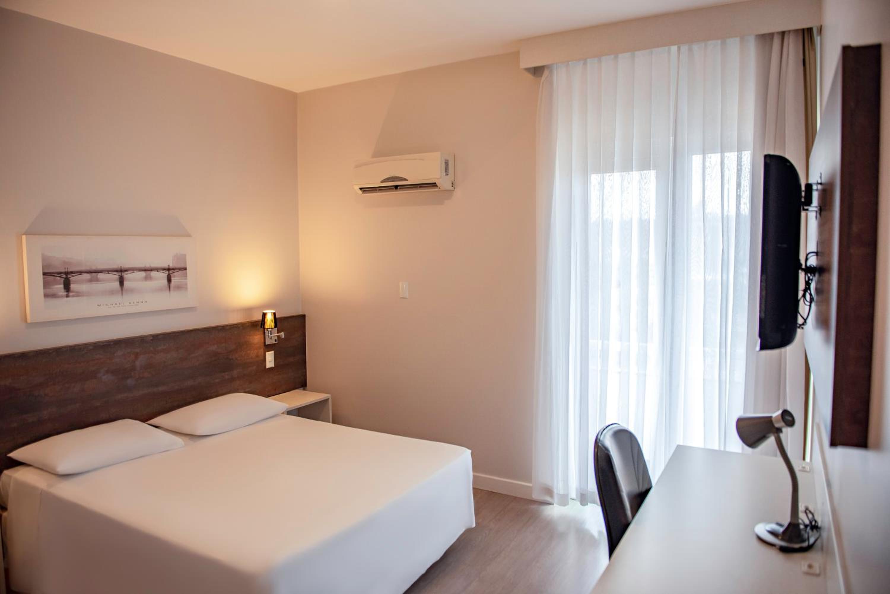 Superior Double Room with Balcony photo 3