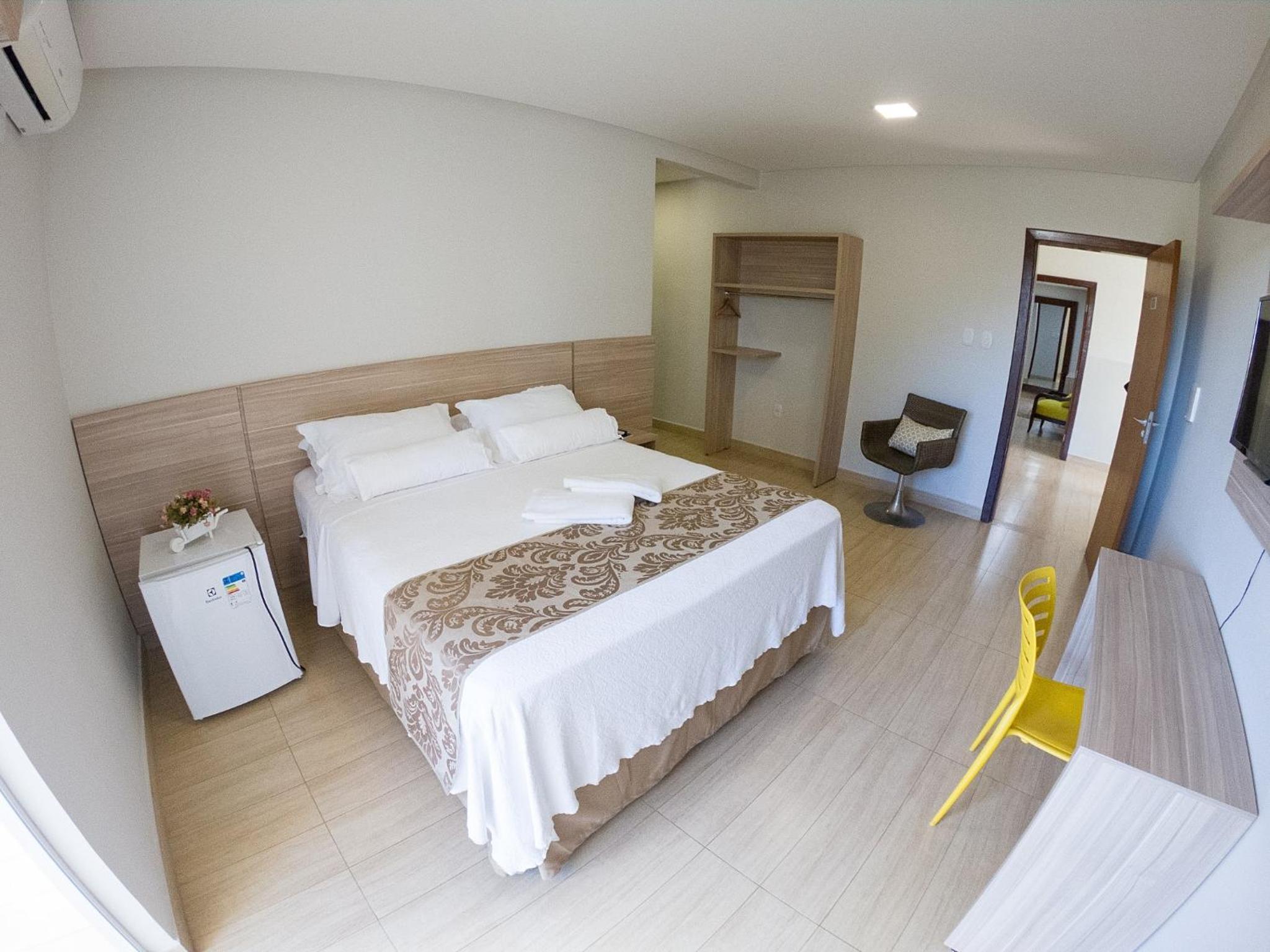 Deluxe Family Suite photo 1