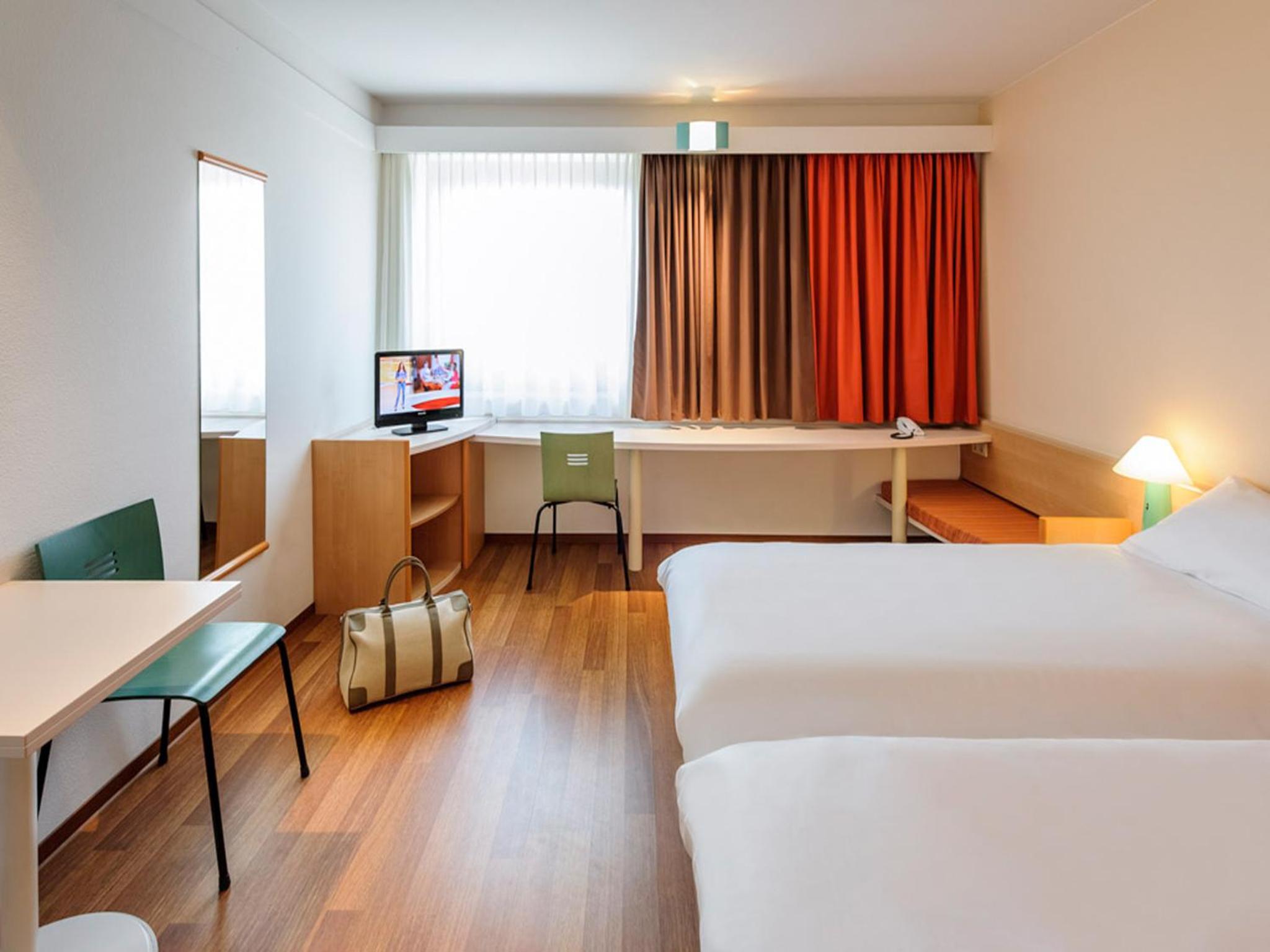 Double Room - Photo 4