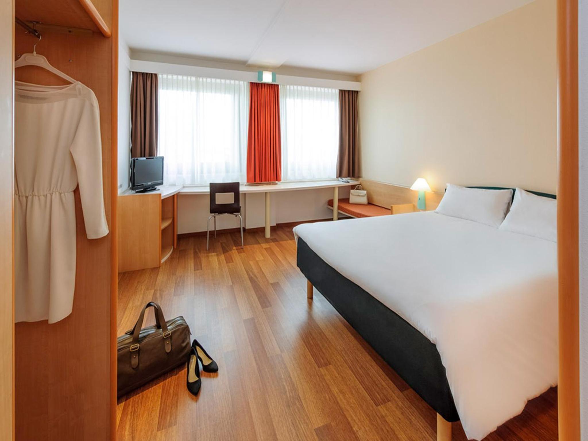 Double Room - Photo 2