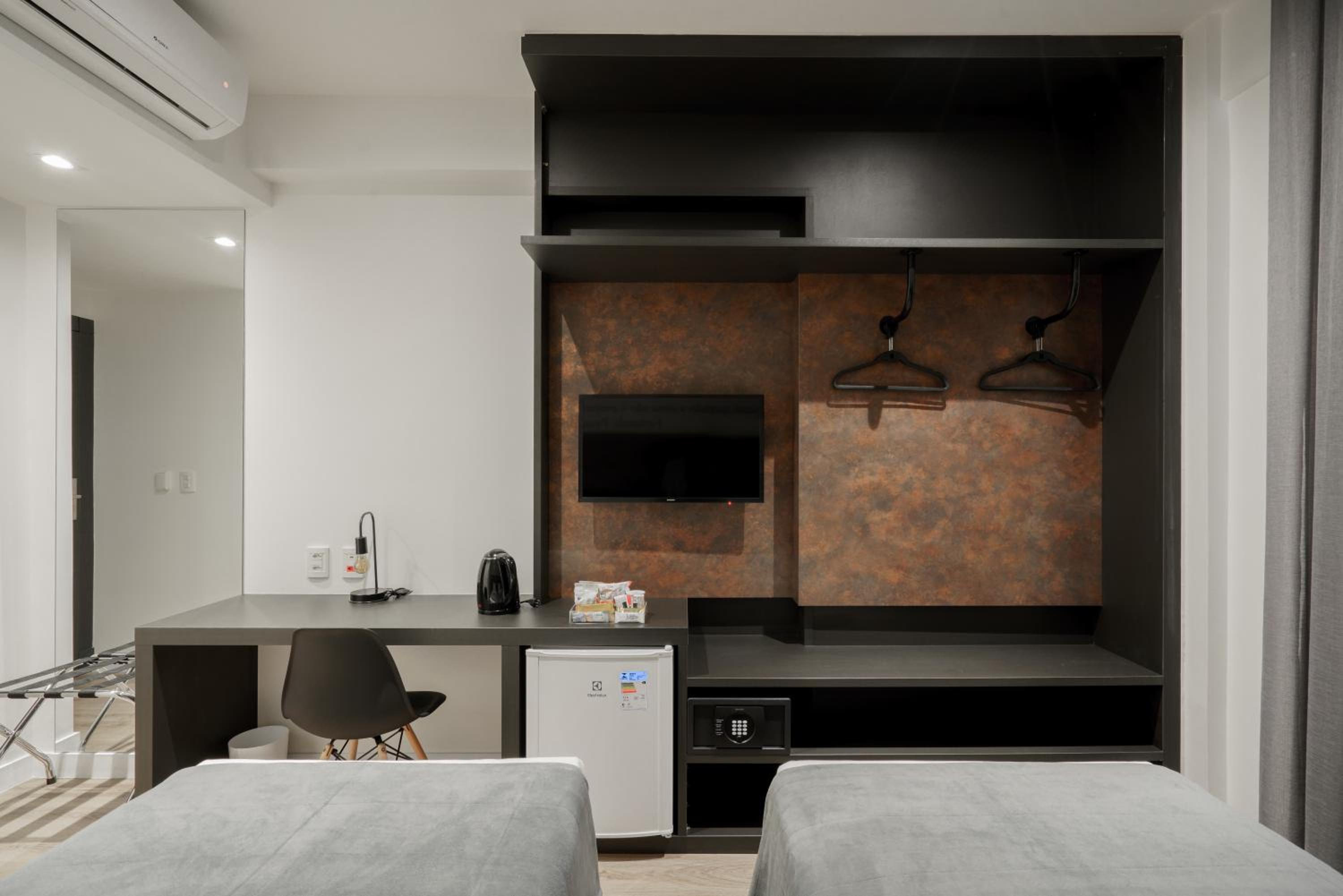 Deluxe Twin Room - Photo 4