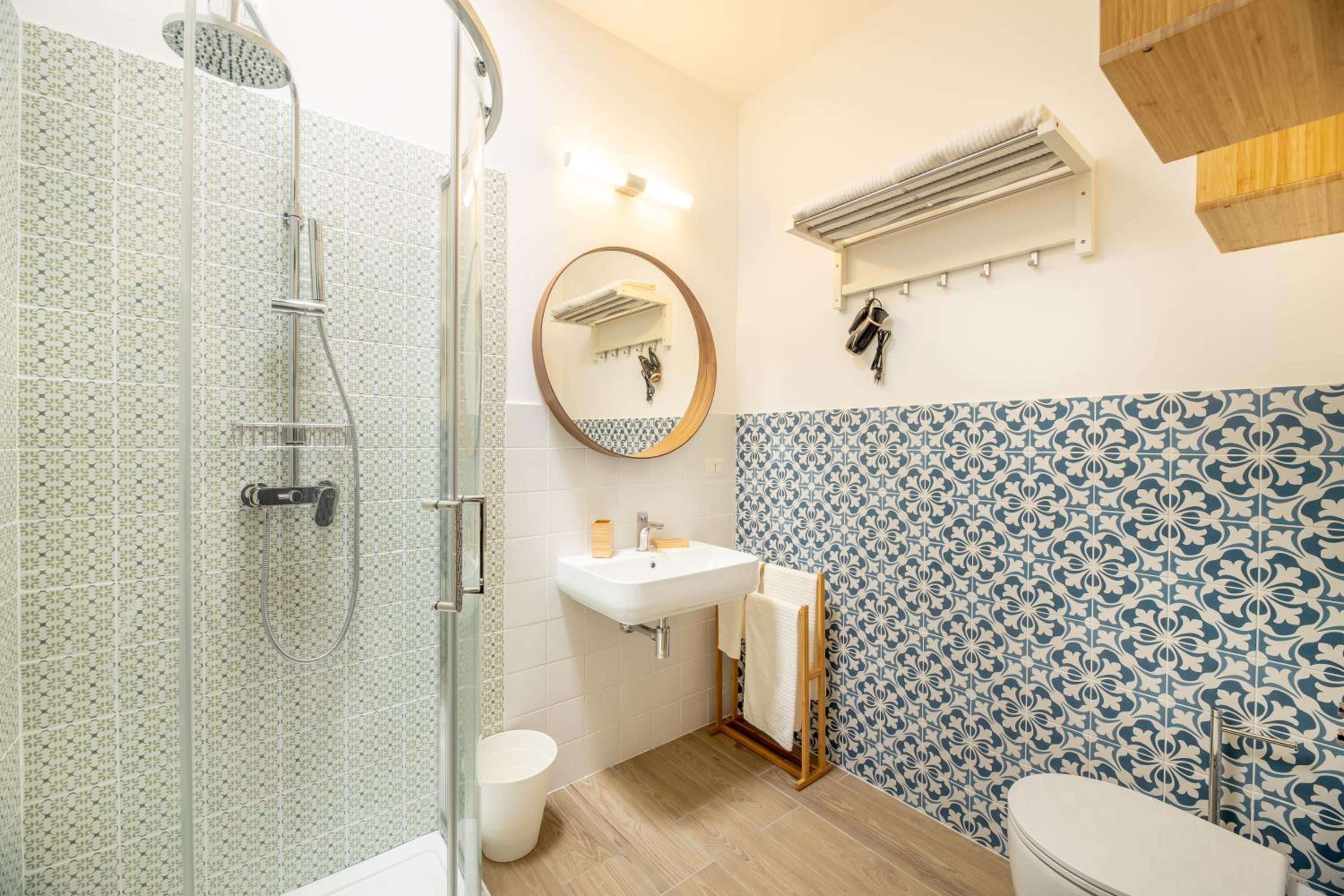 Double Room - Photo 8
