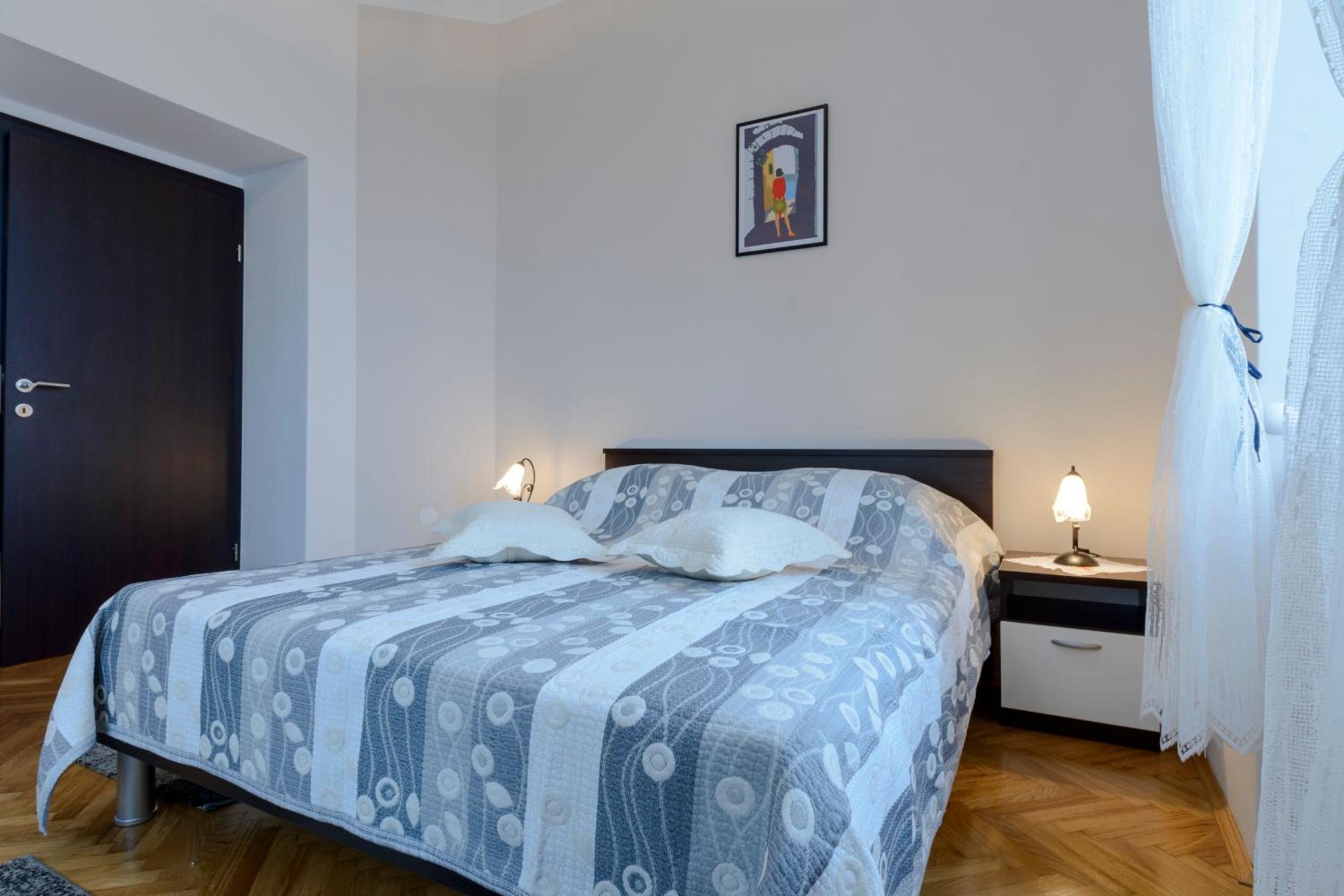 One-Bedroom Apartment with Terrace and Sea View