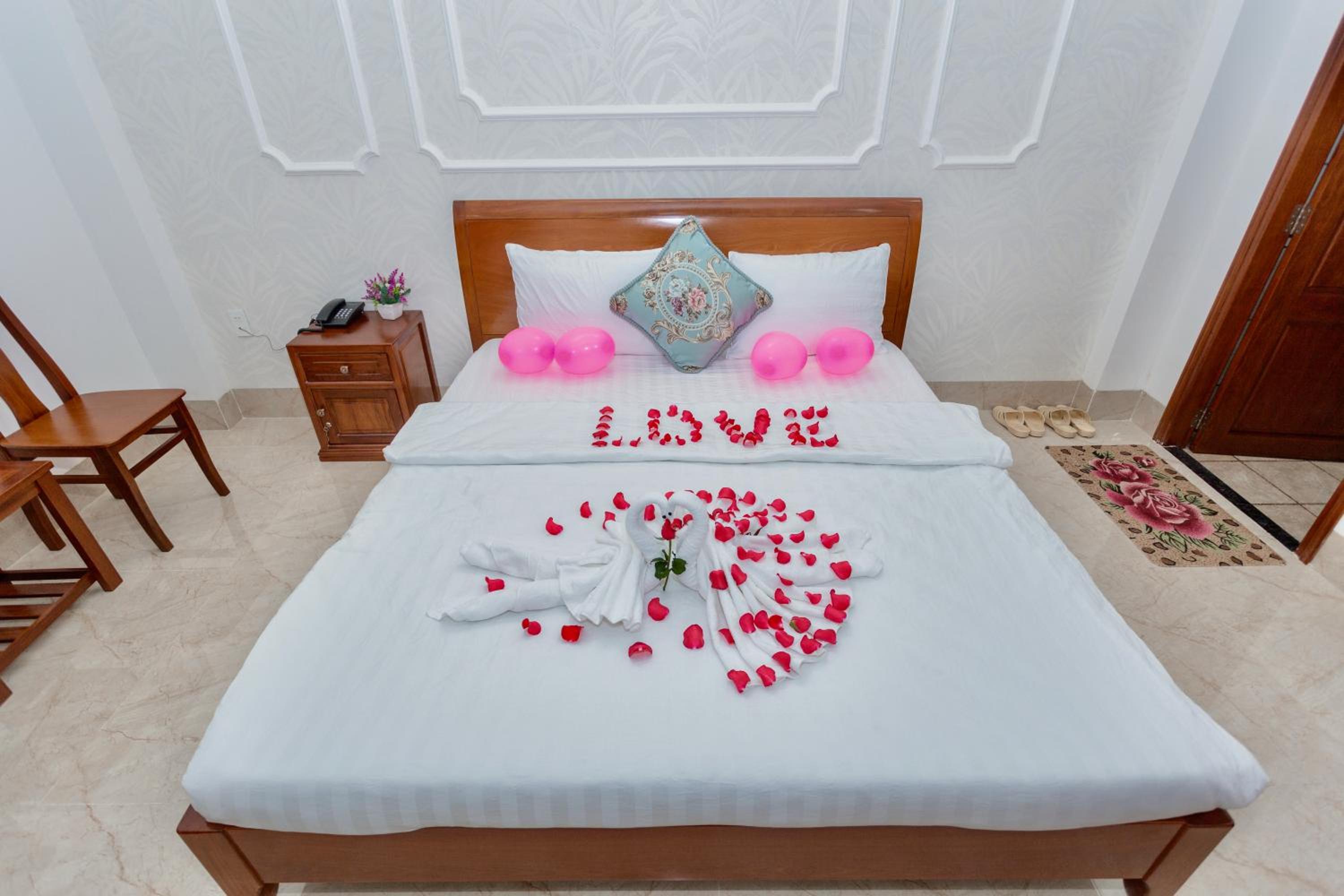 Deluxe Double Room - Photo 4