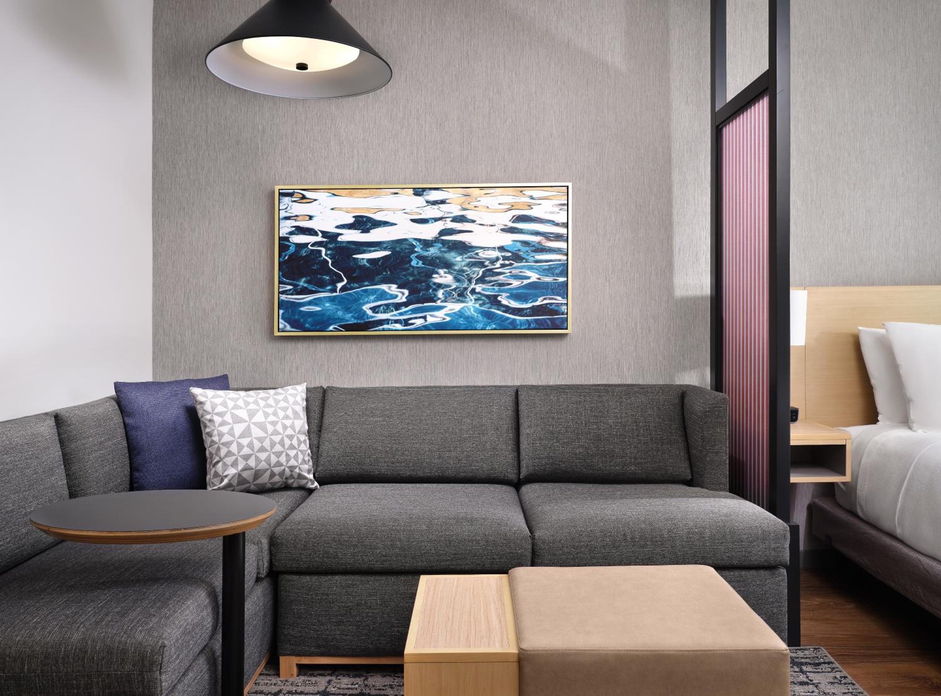 King Room with Sofa Bed - Photo 11