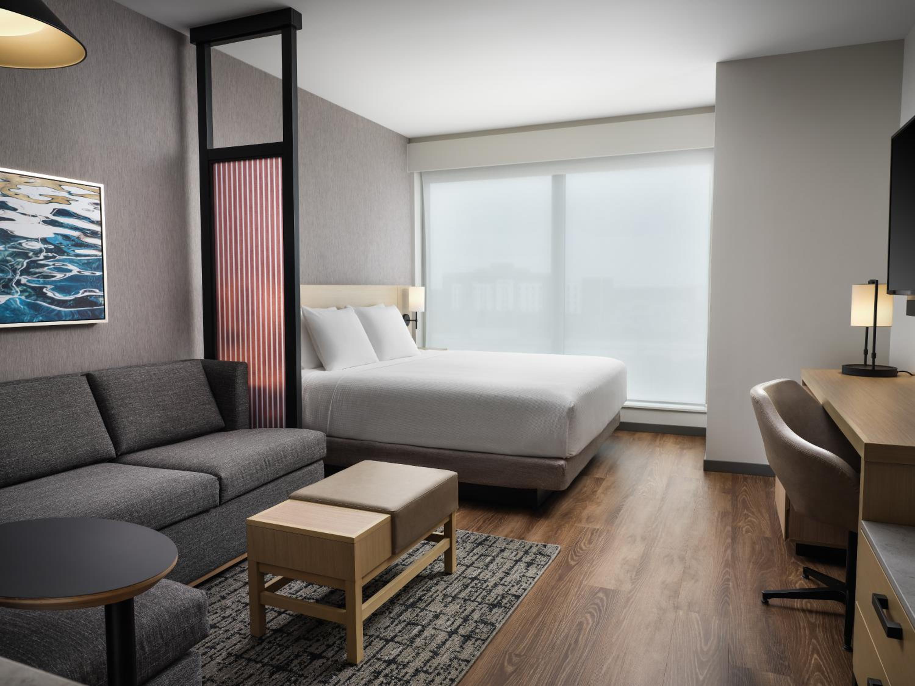 King Room with Sofa Bed - Photo 6