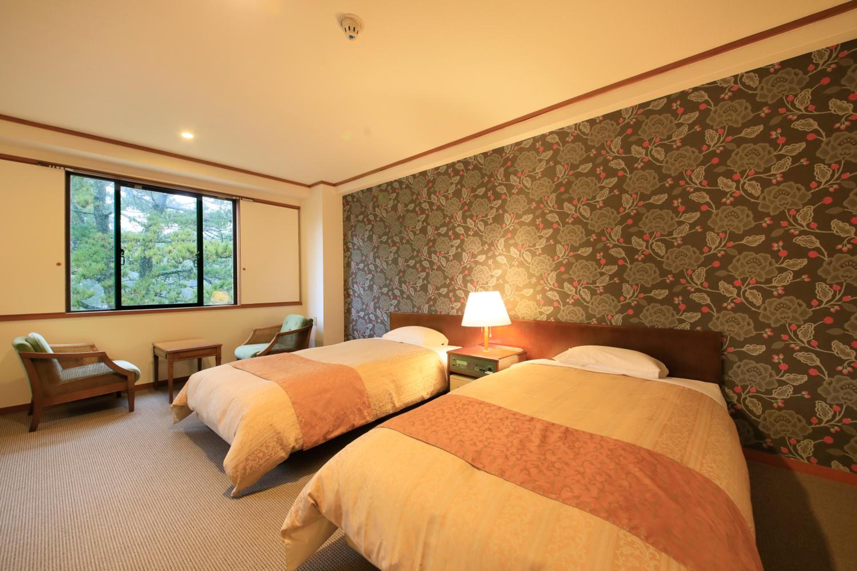 Family Room - Non-Smoking - Photo 3
