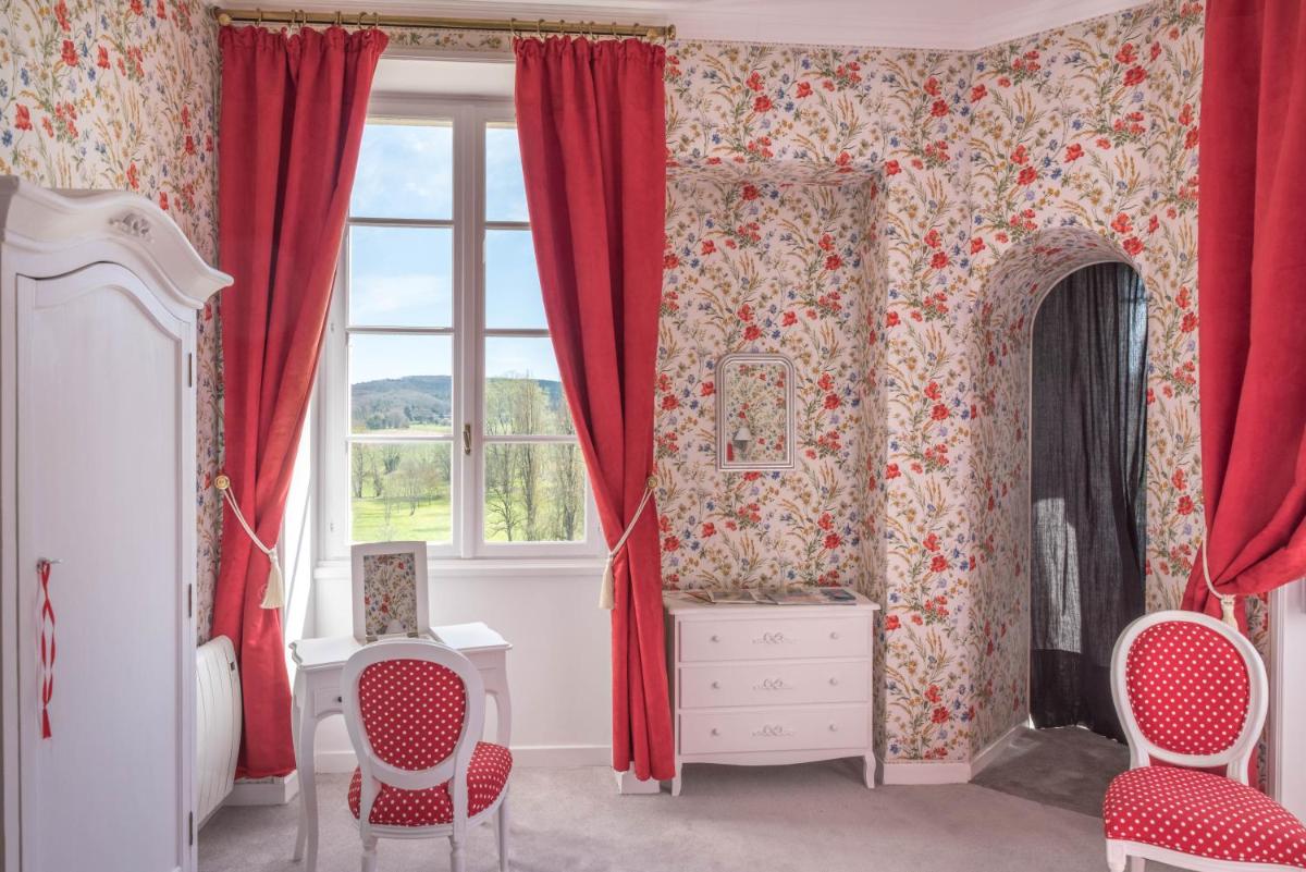Deluxe Double Room with Extra Bed - Photo 15