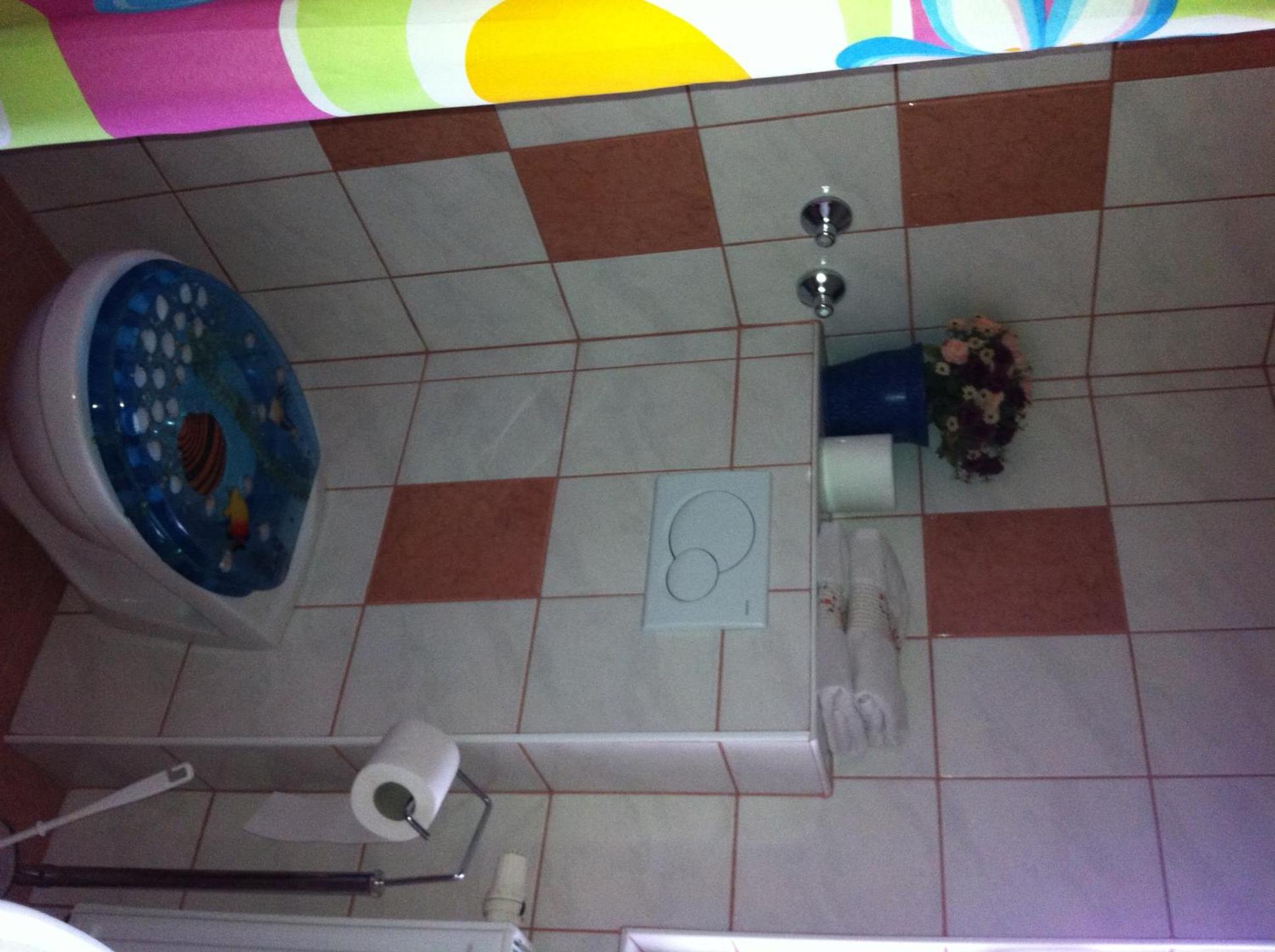 Double or Twin Room - Photo 4