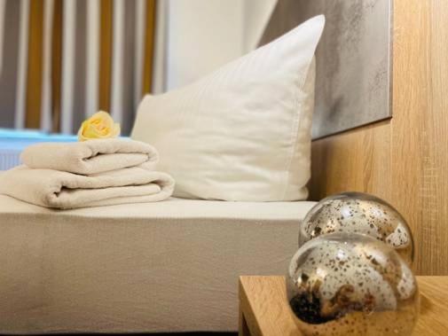 Double Room - Photo 8