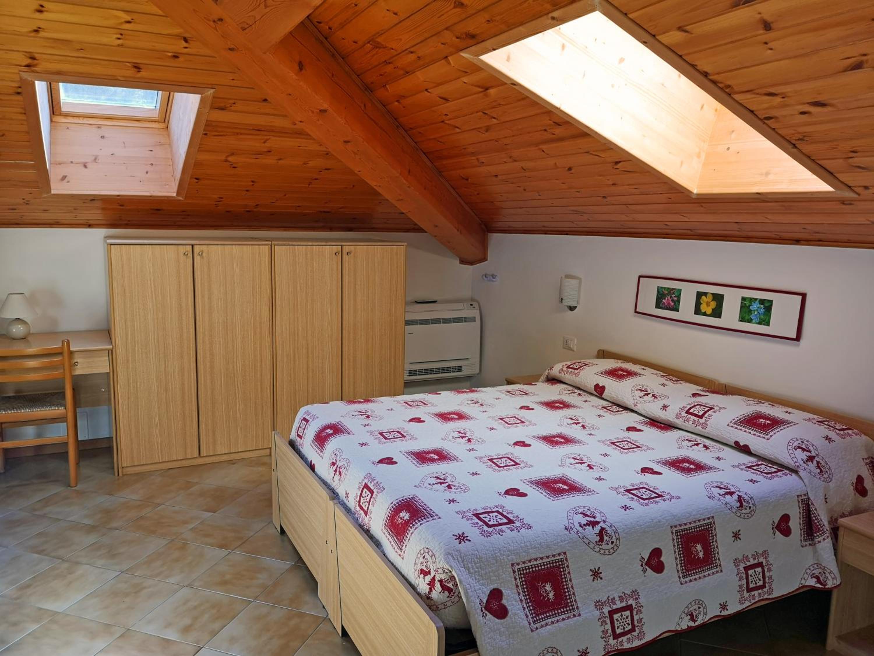 Quadruple Room - Attic photo 1
