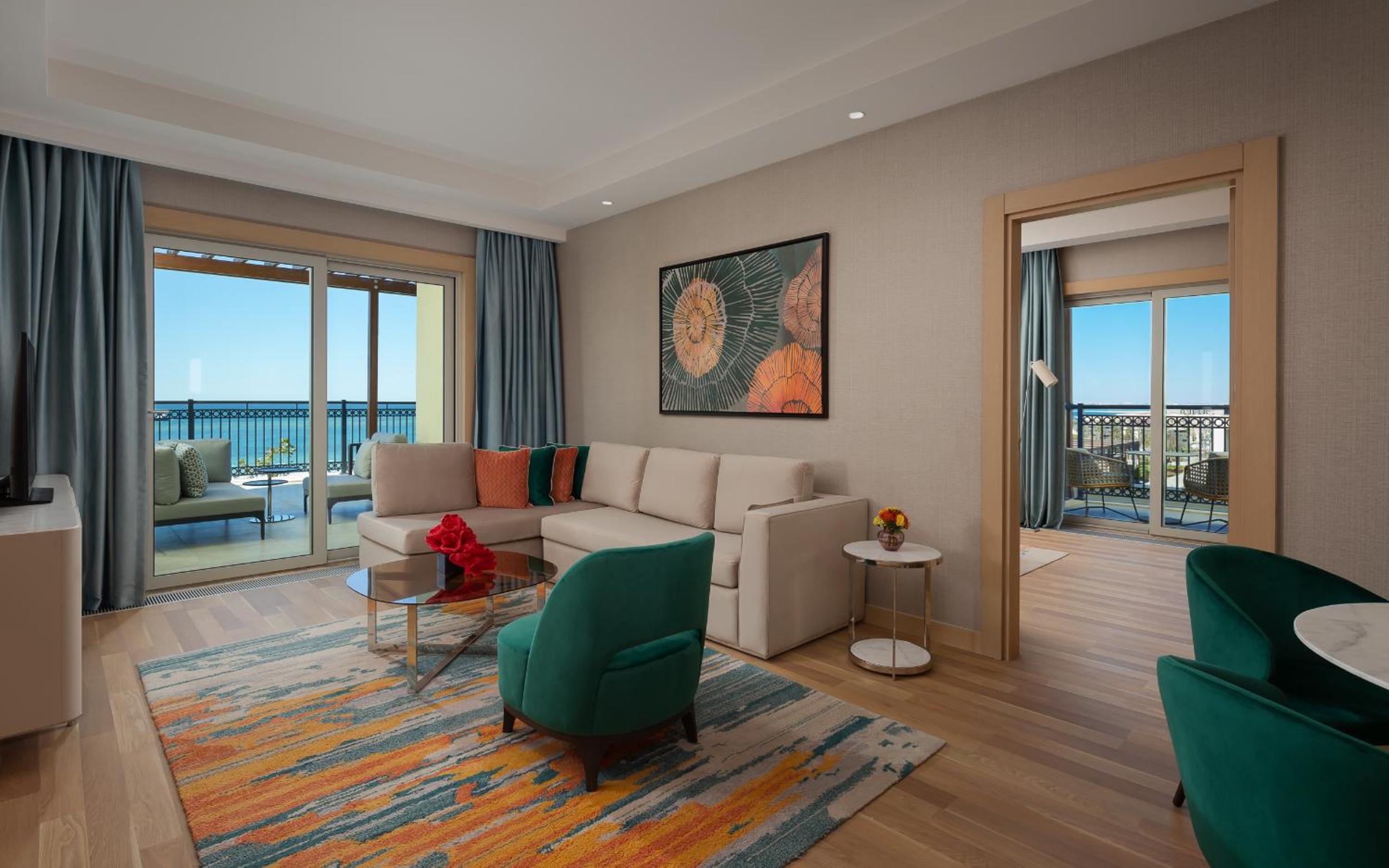 Deluxe Suite - Photo 1