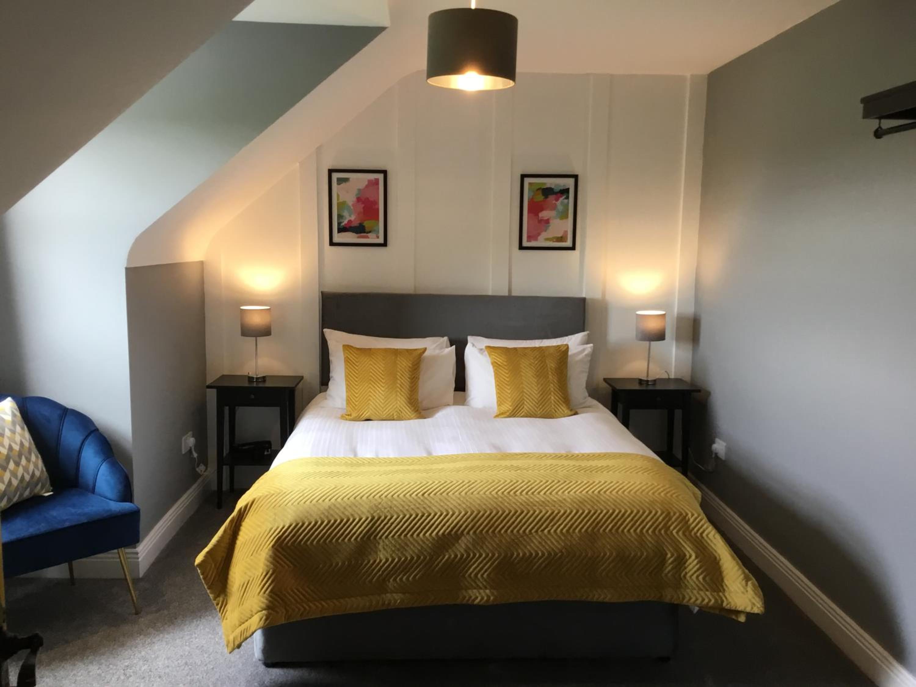 Deluxe King Room