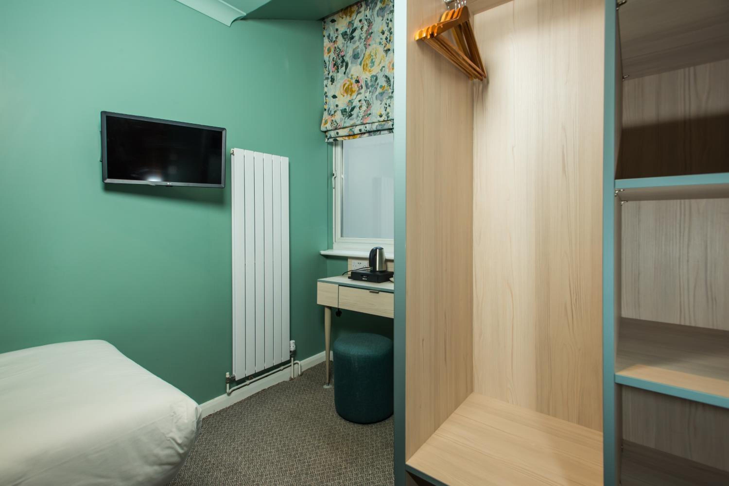 Single Room with Bathroom