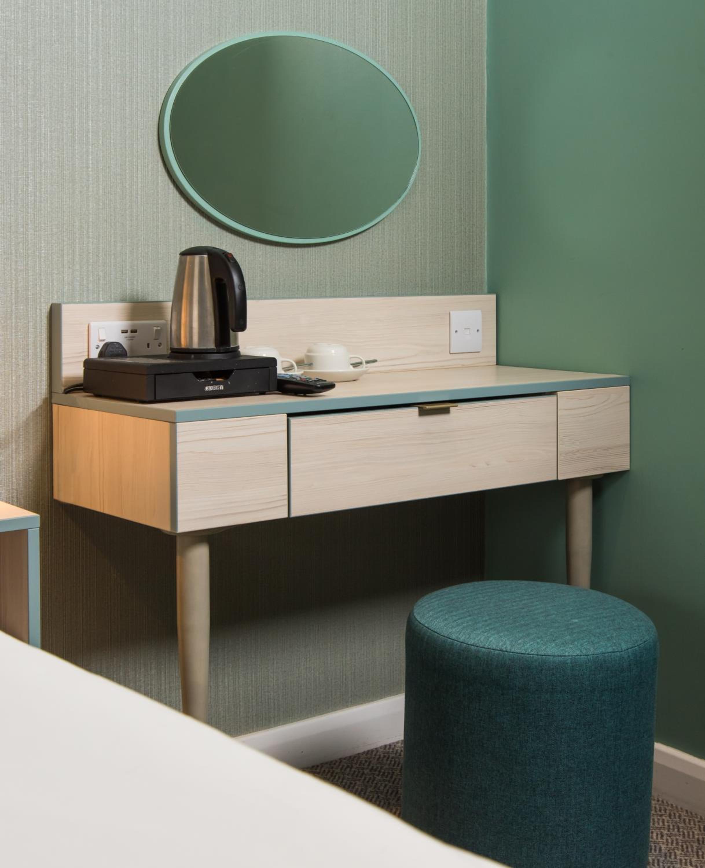 Single Room with Bathroom photo 1