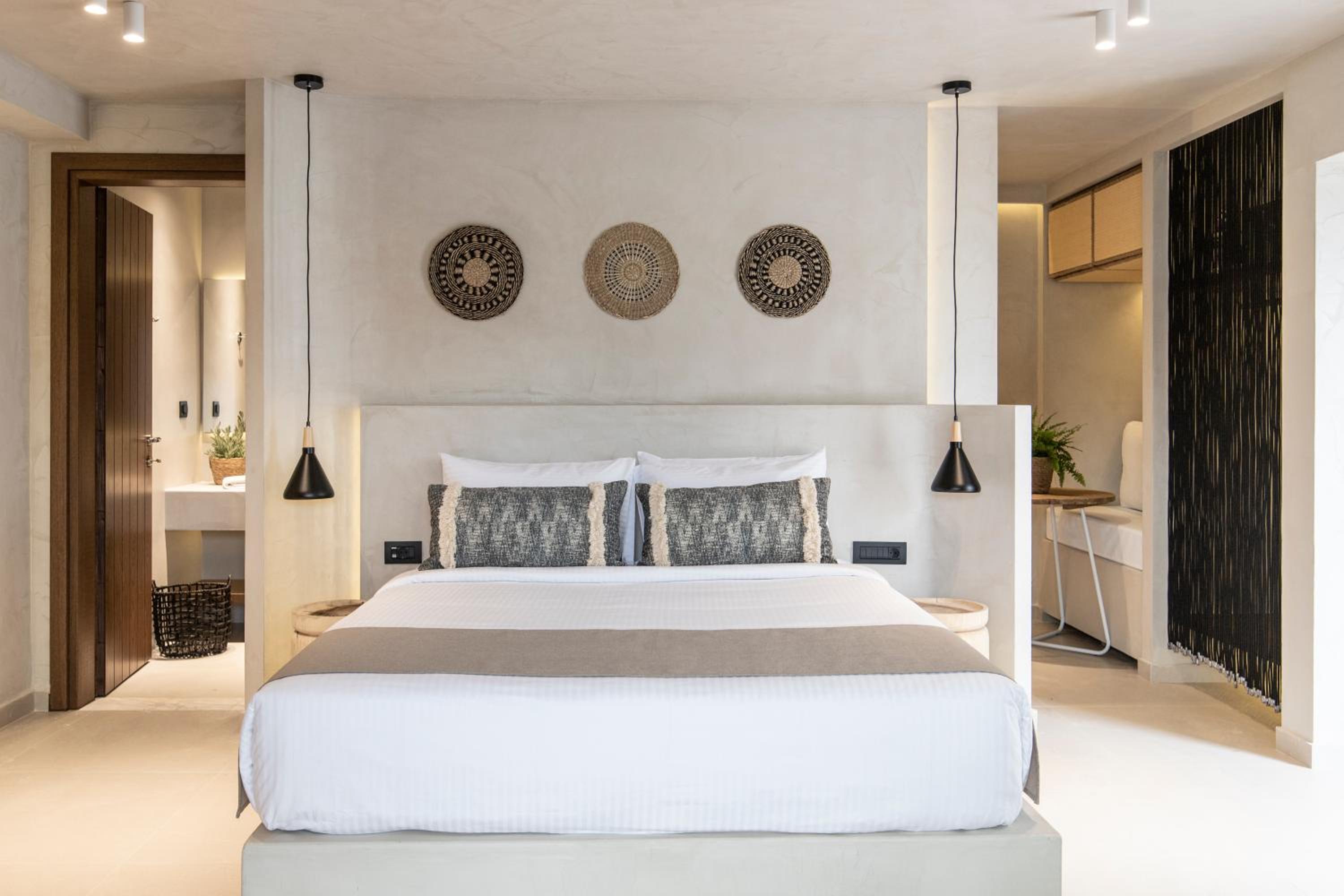 Privilege Suite with Private Pool