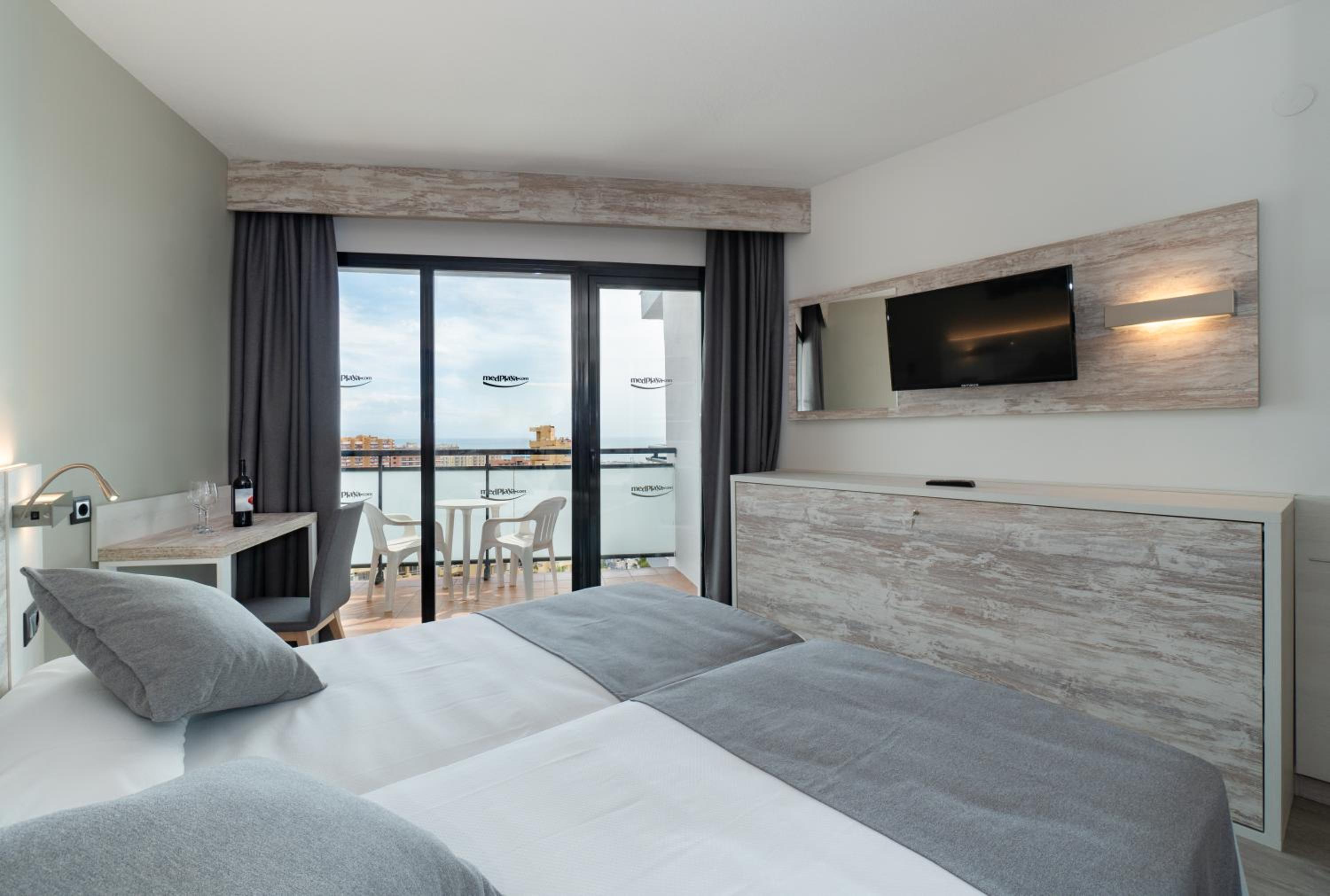  Double Room ( 2 Adults ) - Photo 4