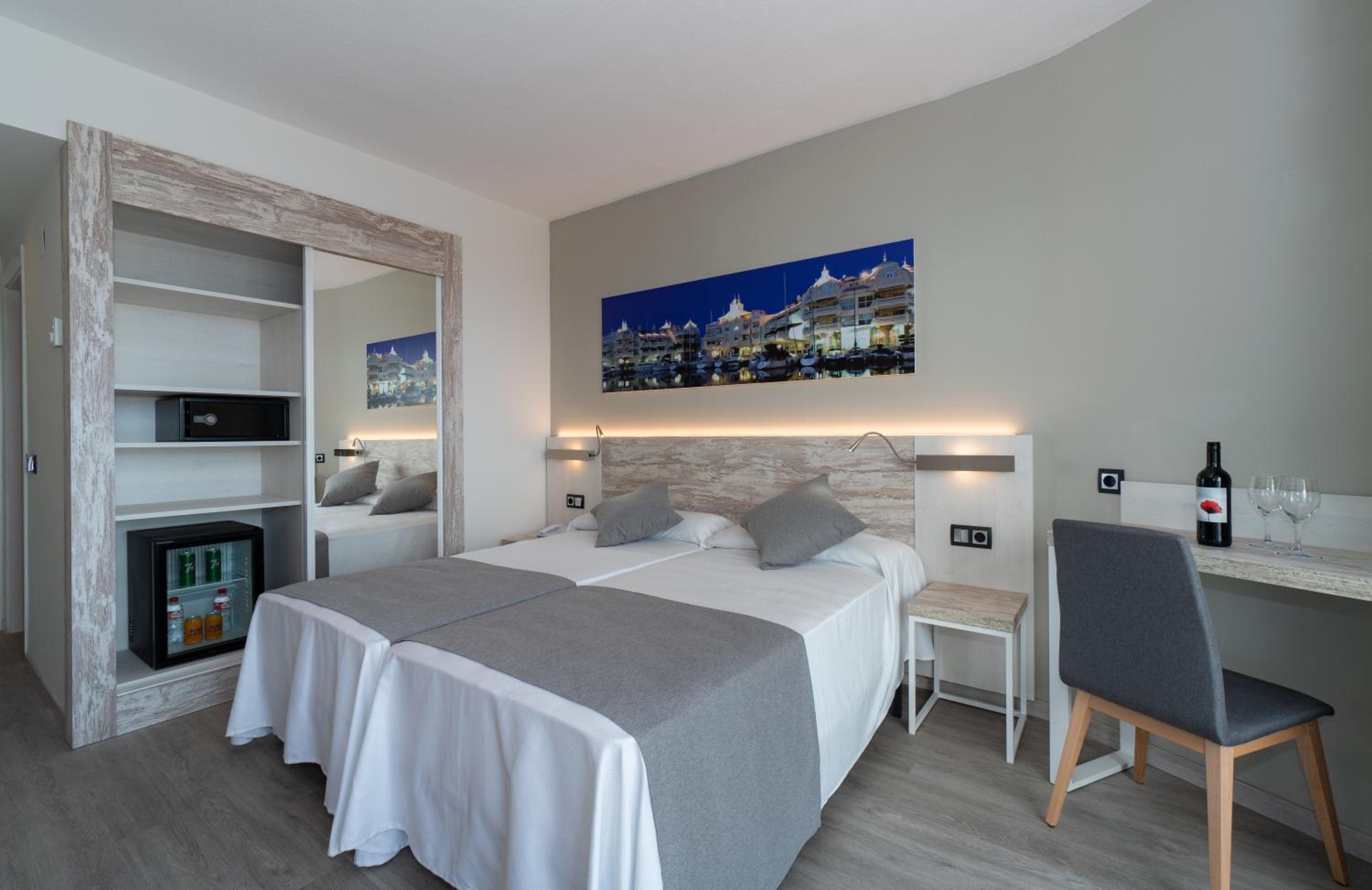  Double Room ( 2 Adults ) - Photo 1