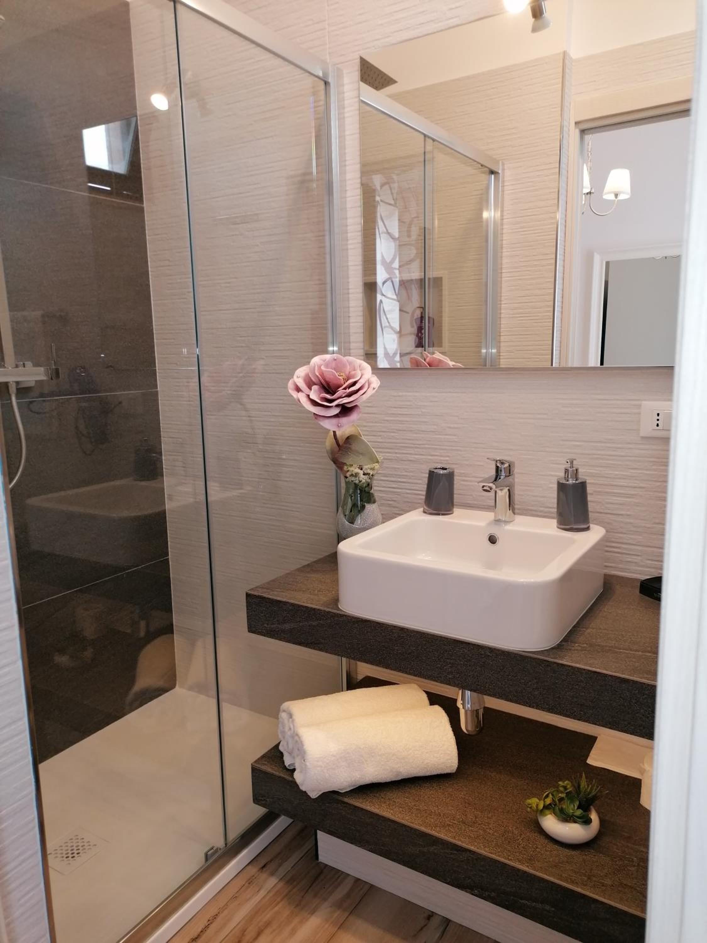 Deluxe Double Room with Sea View photo 2