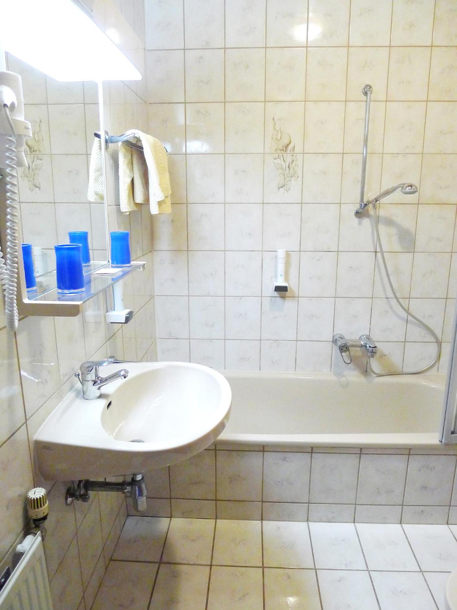 Triple Room - Photo 2