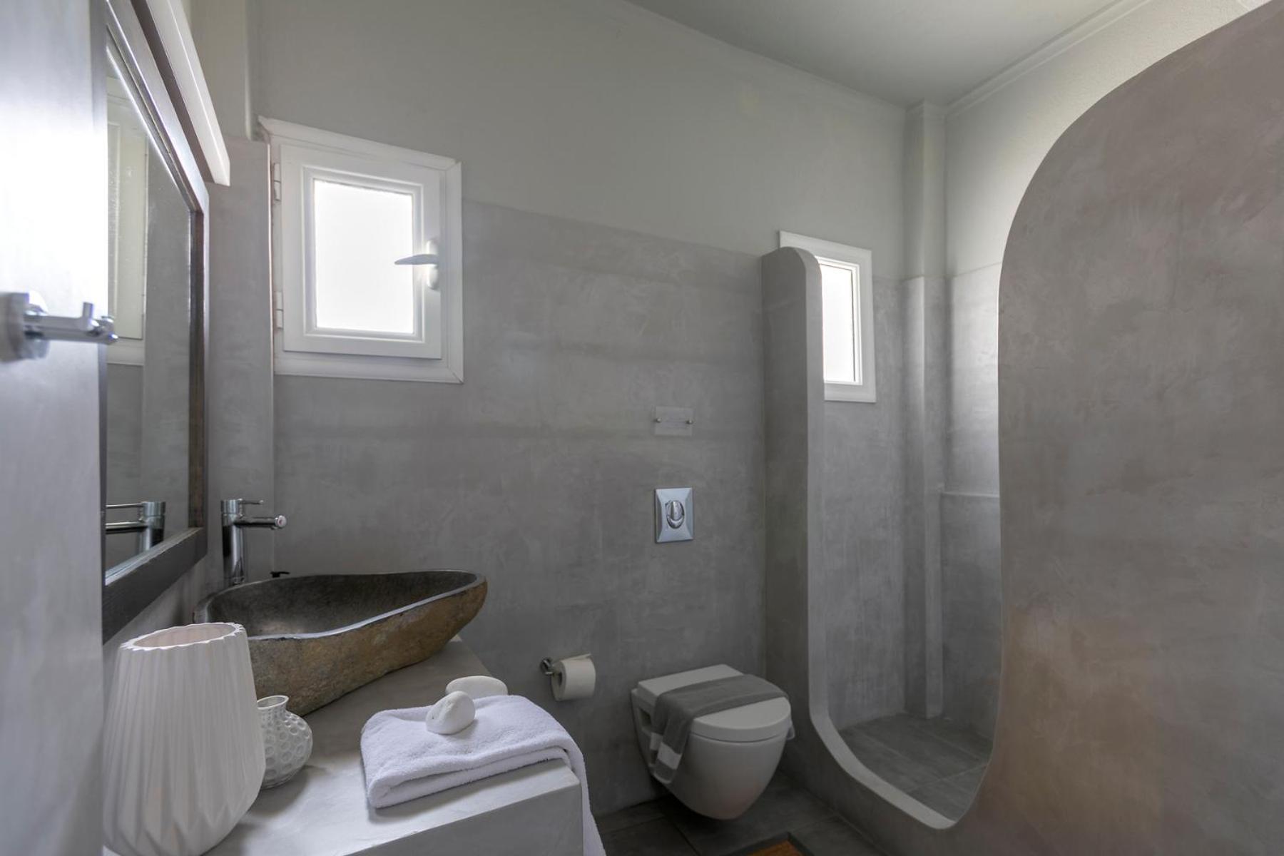 Standard Double Room - Photo 23