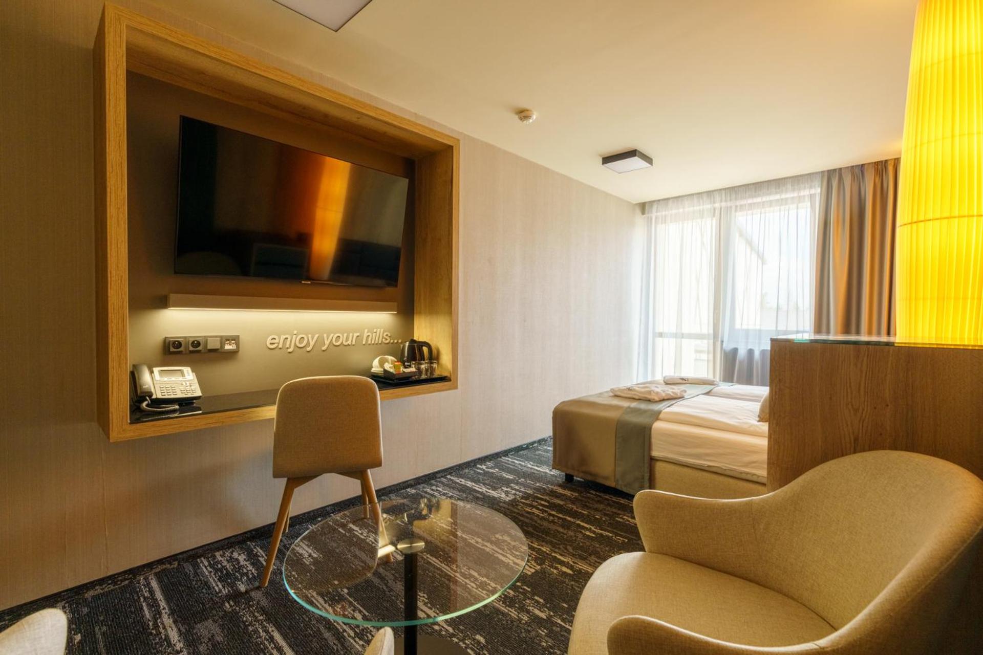 Standard Double Room - Photo 3