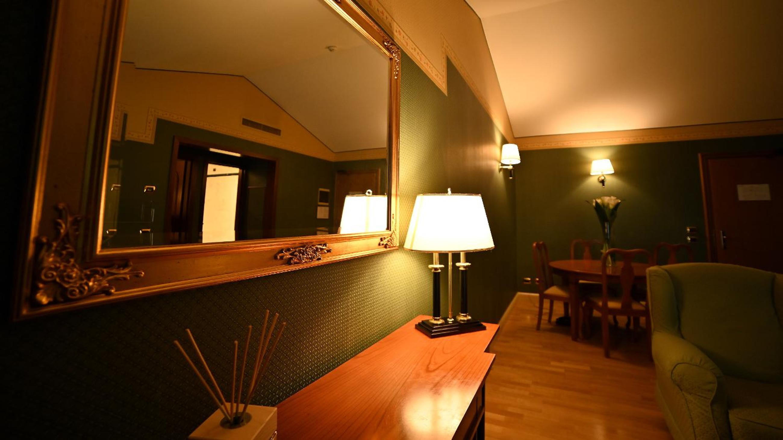 Suite - Photo 6
