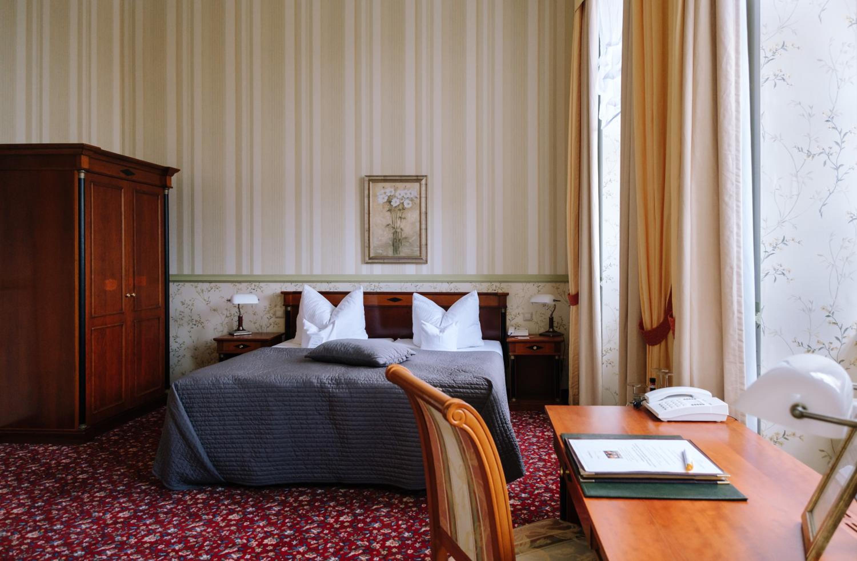 Double Room with Courtyard View photo 3
