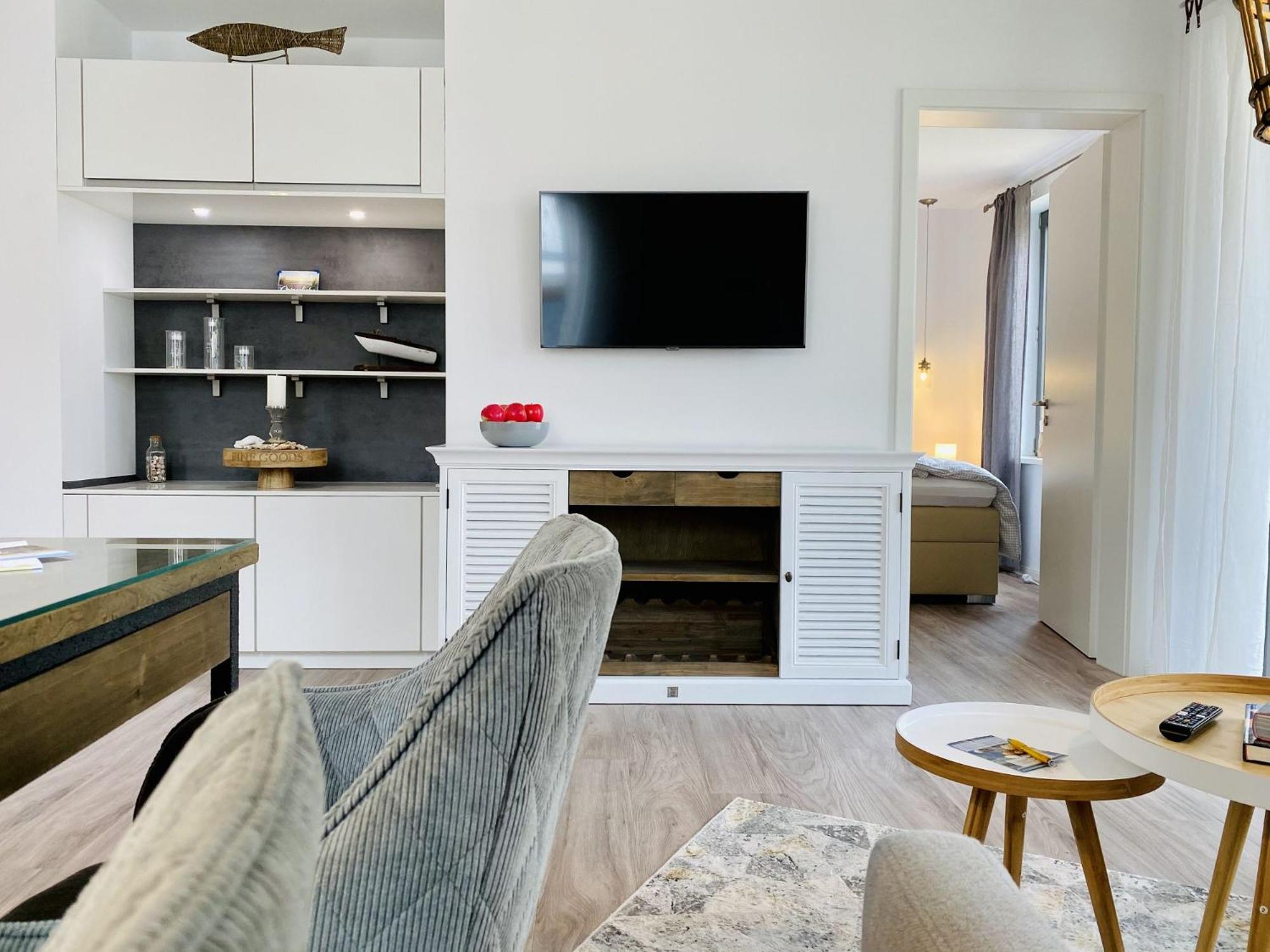 Two-Bedroom Apartment (Ostseeliebe) - No Dogs photo 1