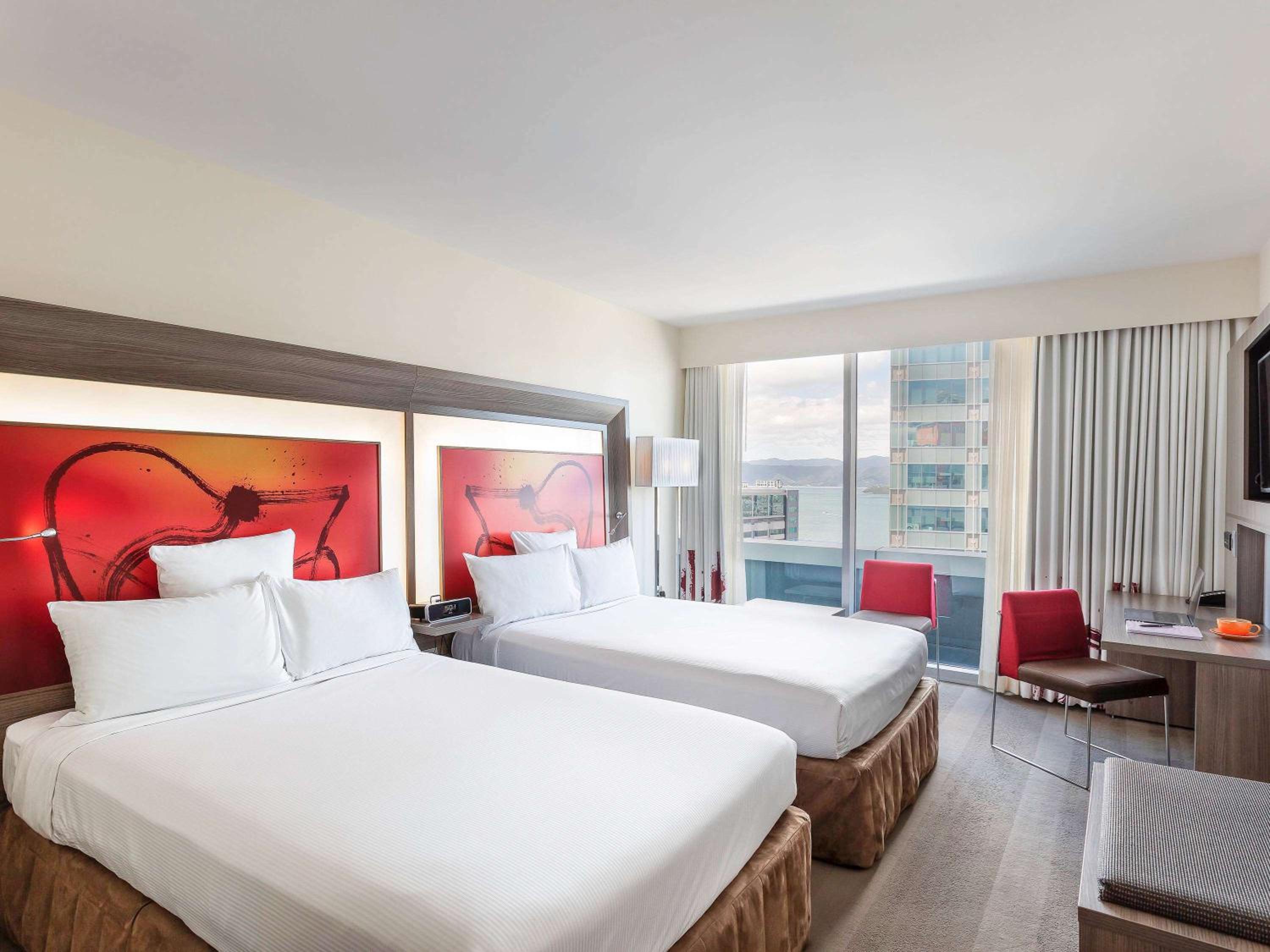 Superior Twin Room with City View