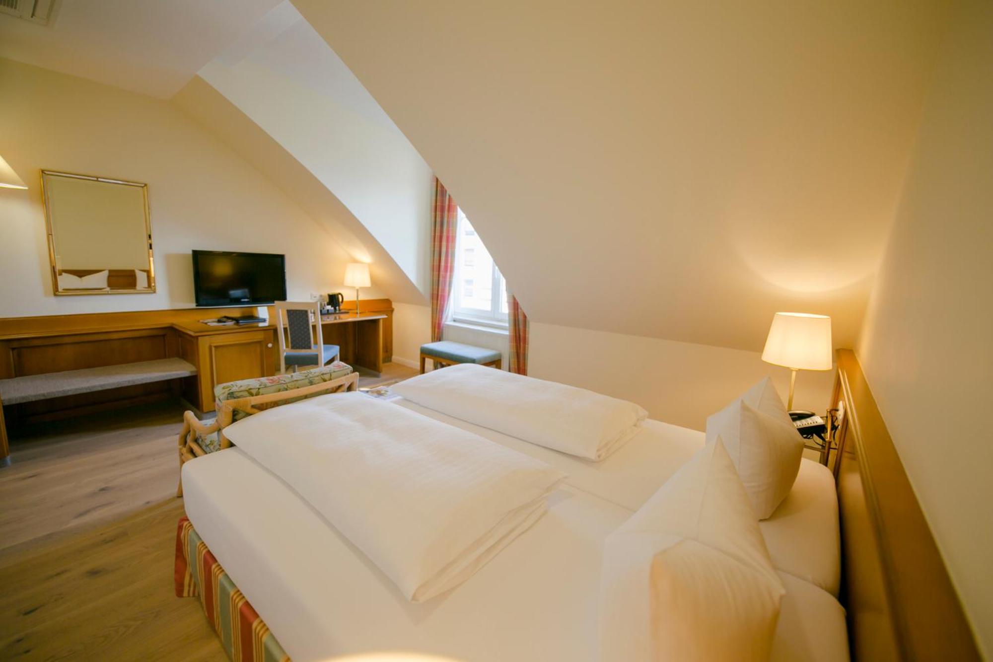Classic Double Room photo 2