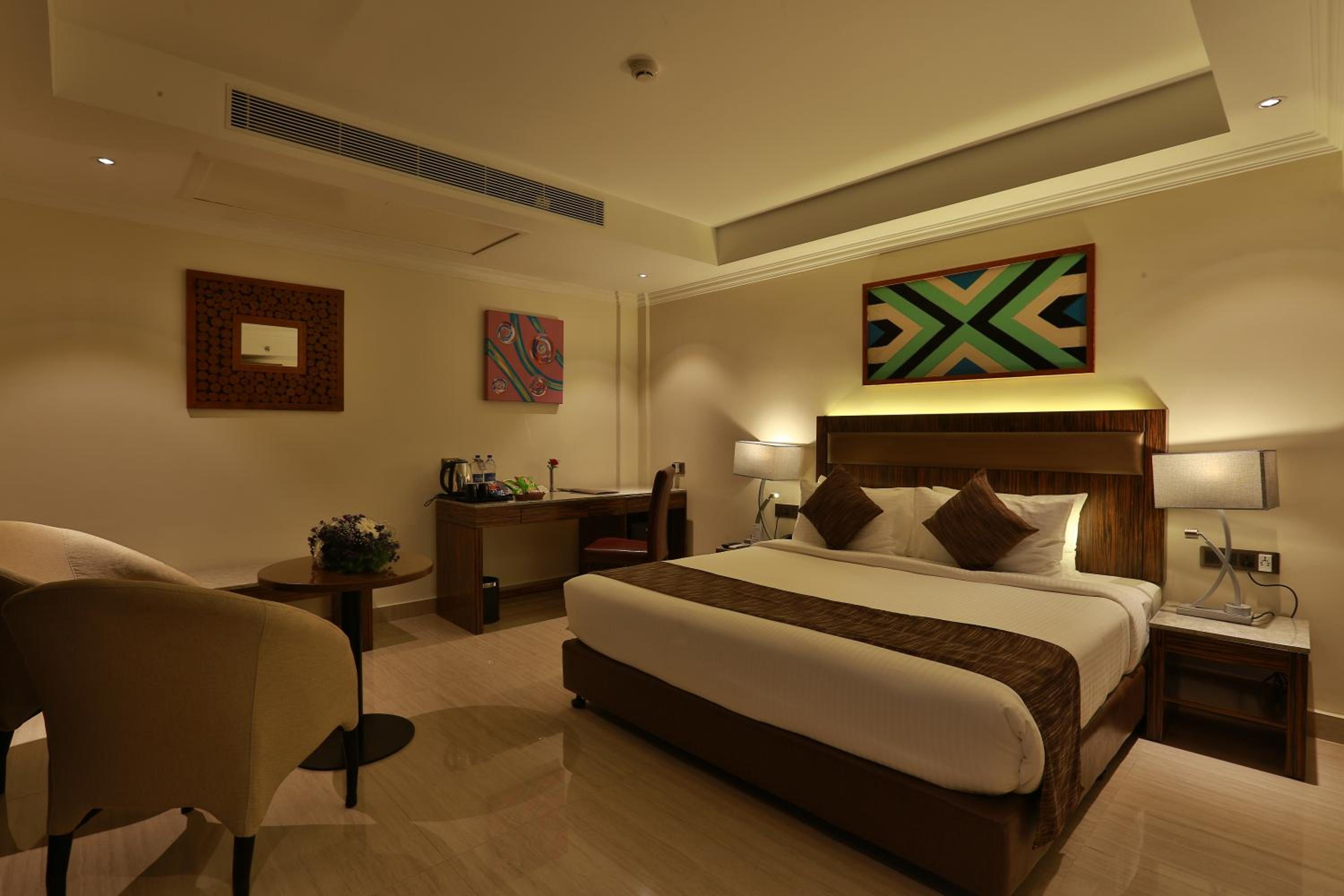 Deluxe Double or Twin Room - Photo 5
