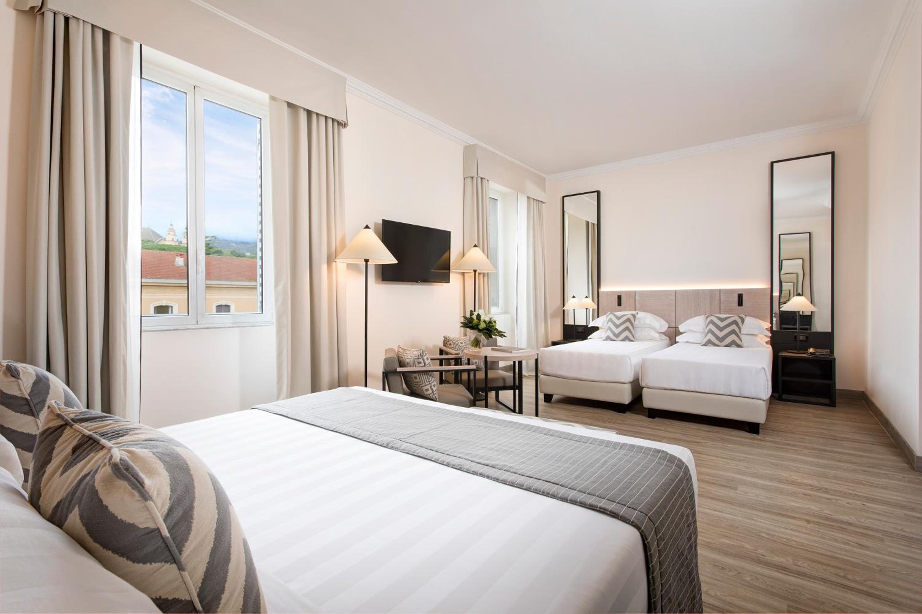Superior Double or Twin Room - Photo 1