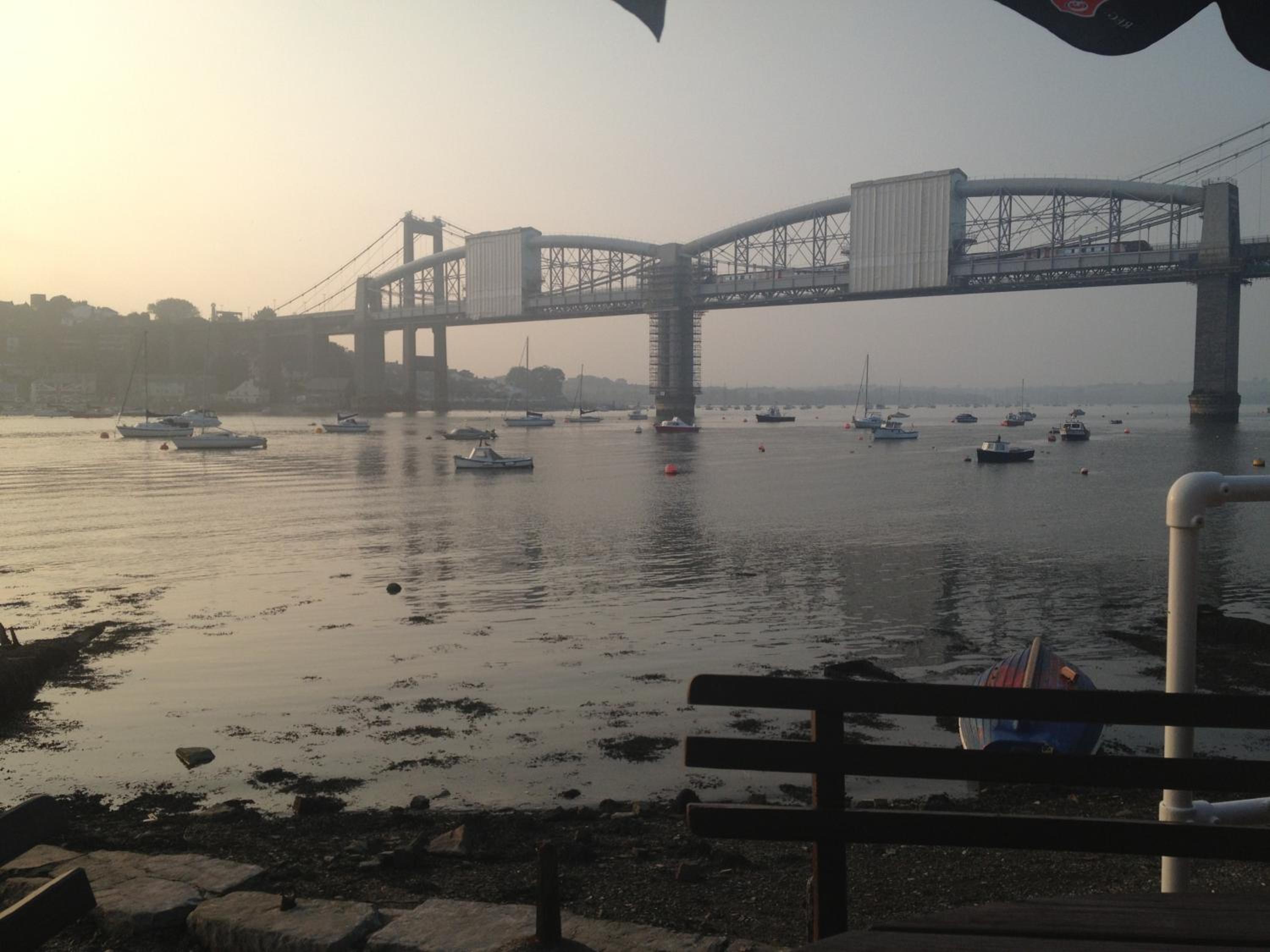 Deluxe Double or Twin Room with River View - Photo 2