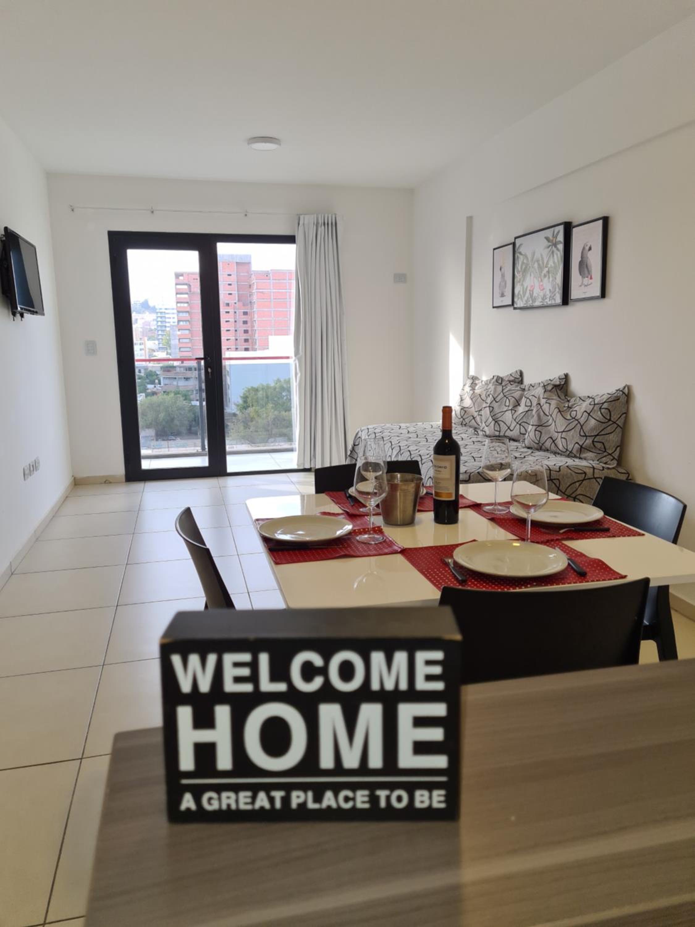 Apartment with Balcony photo 3