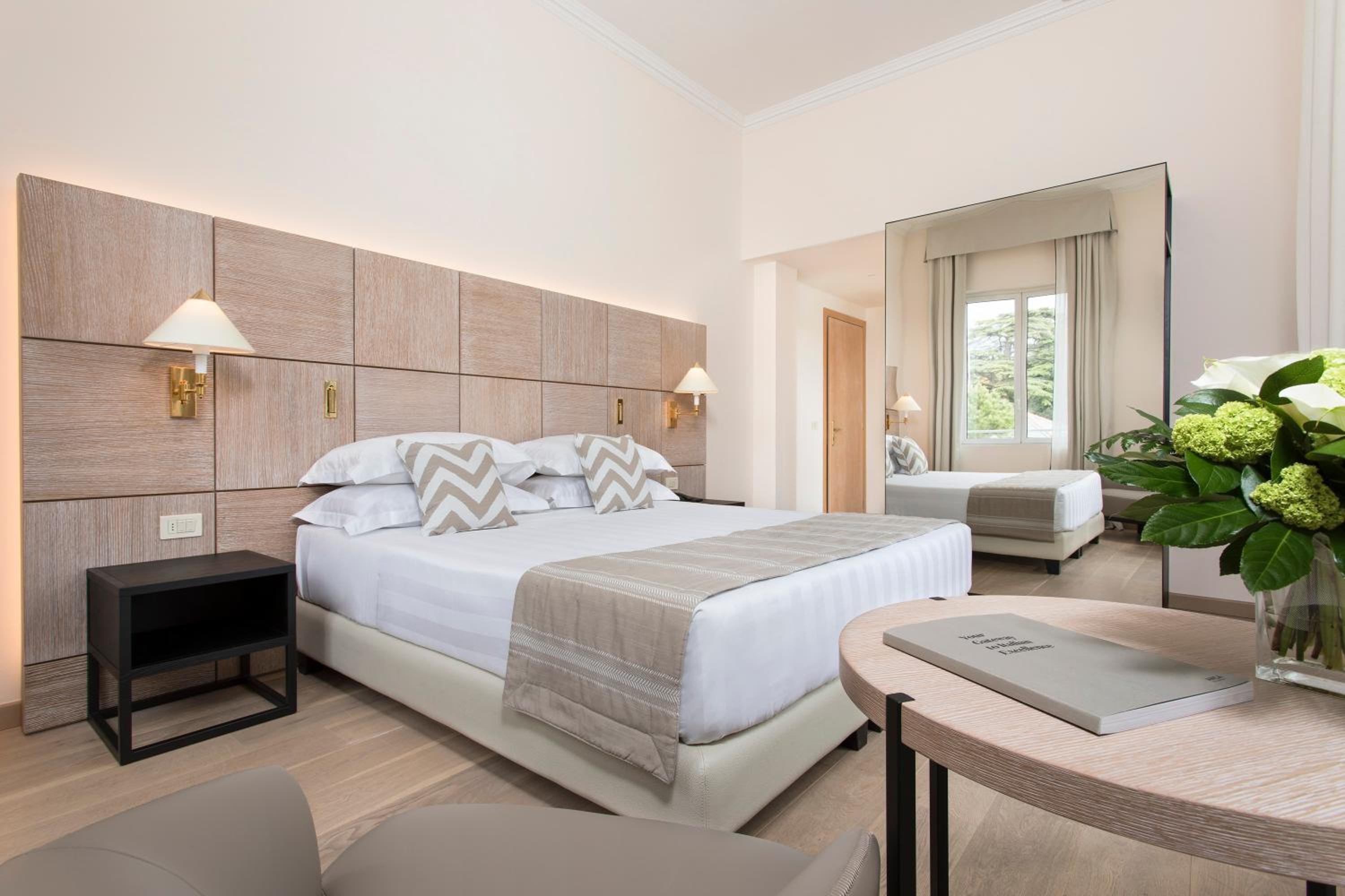 Superior Double or Twin Room - Photo 4