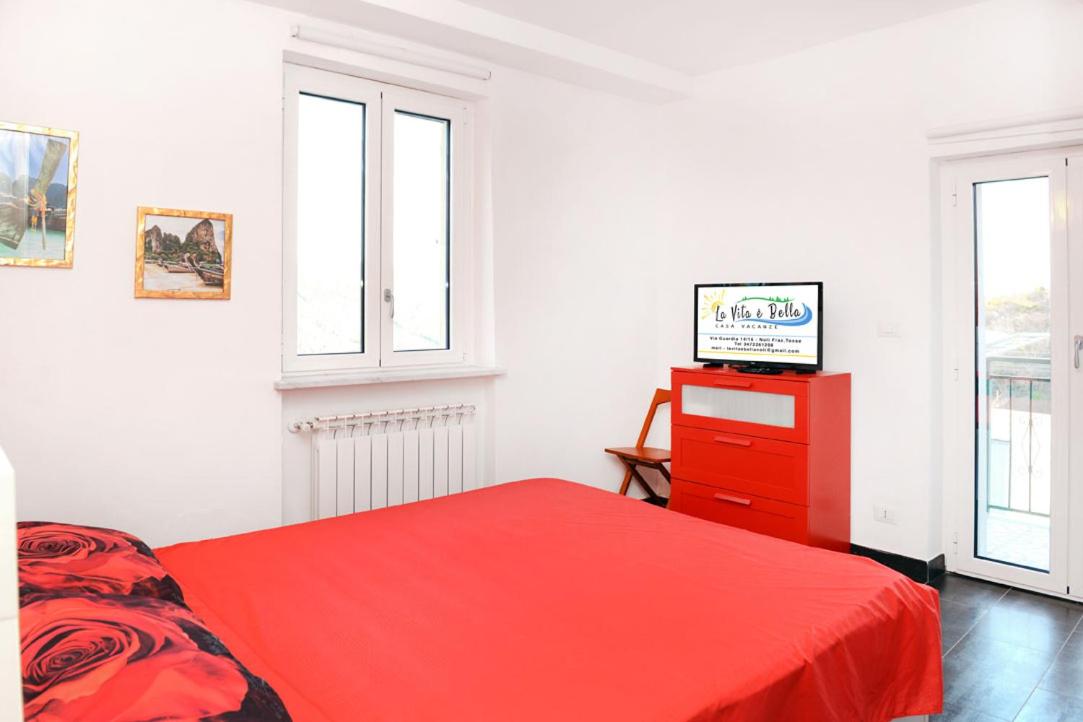 King Room with Balcony - Photo 5