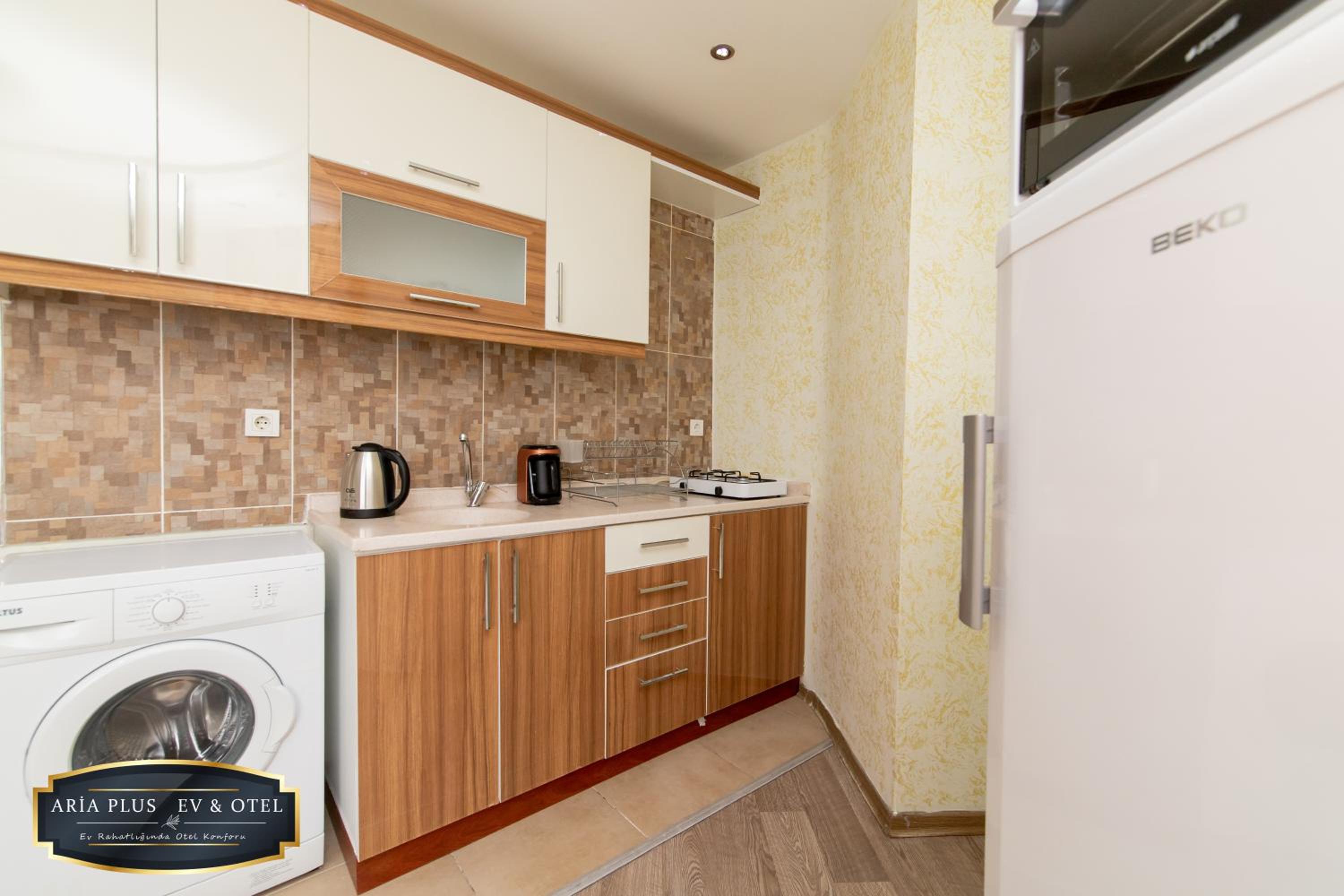 Large Double Room photo 2