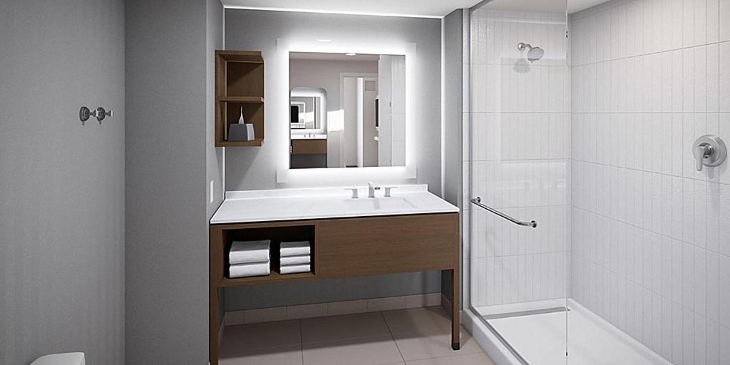 One-Bedroom Suite with Two Queen Beds - Photo 3