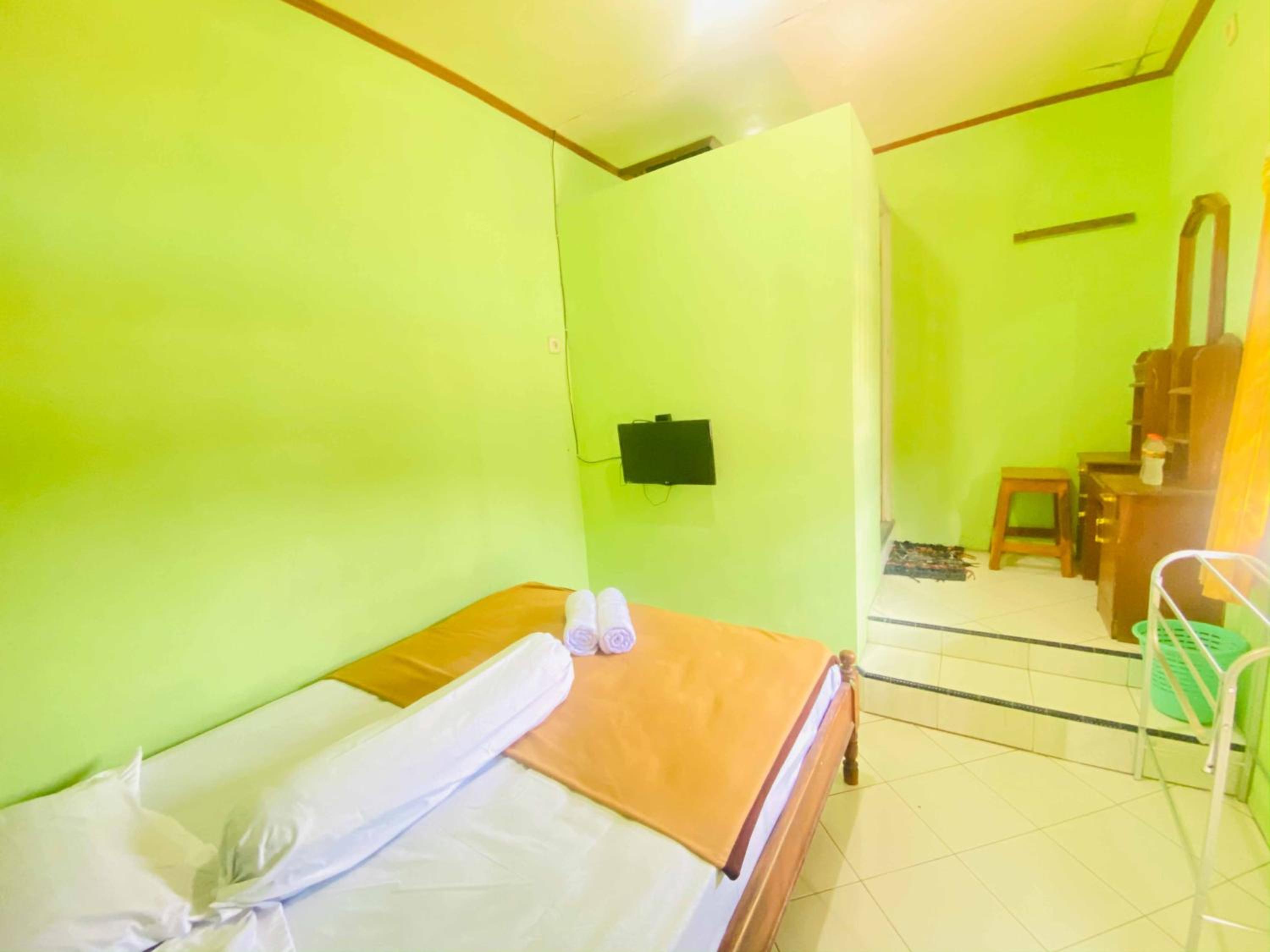 Standard Double Room - Photo 2