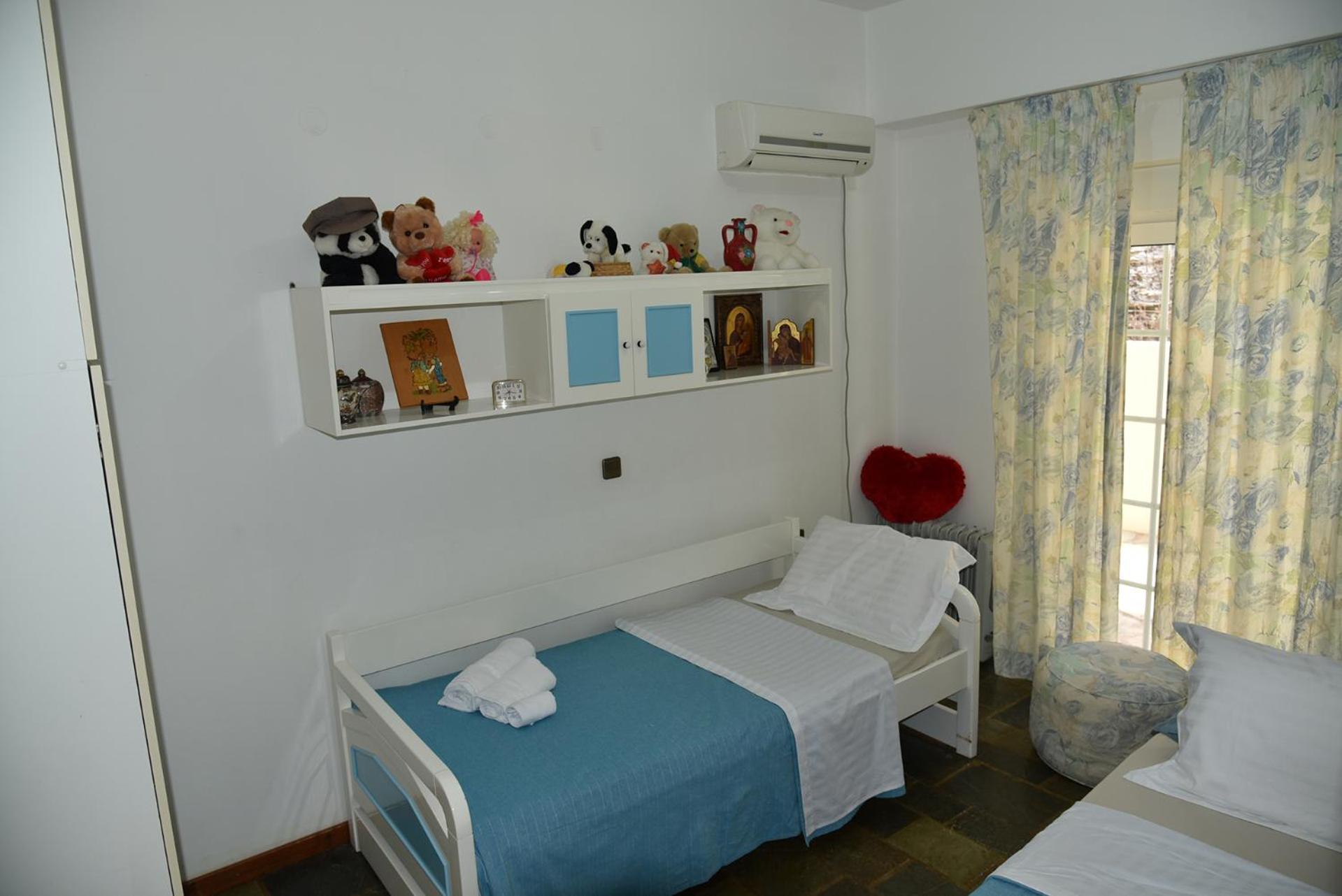 One-Bedroom House photo 2