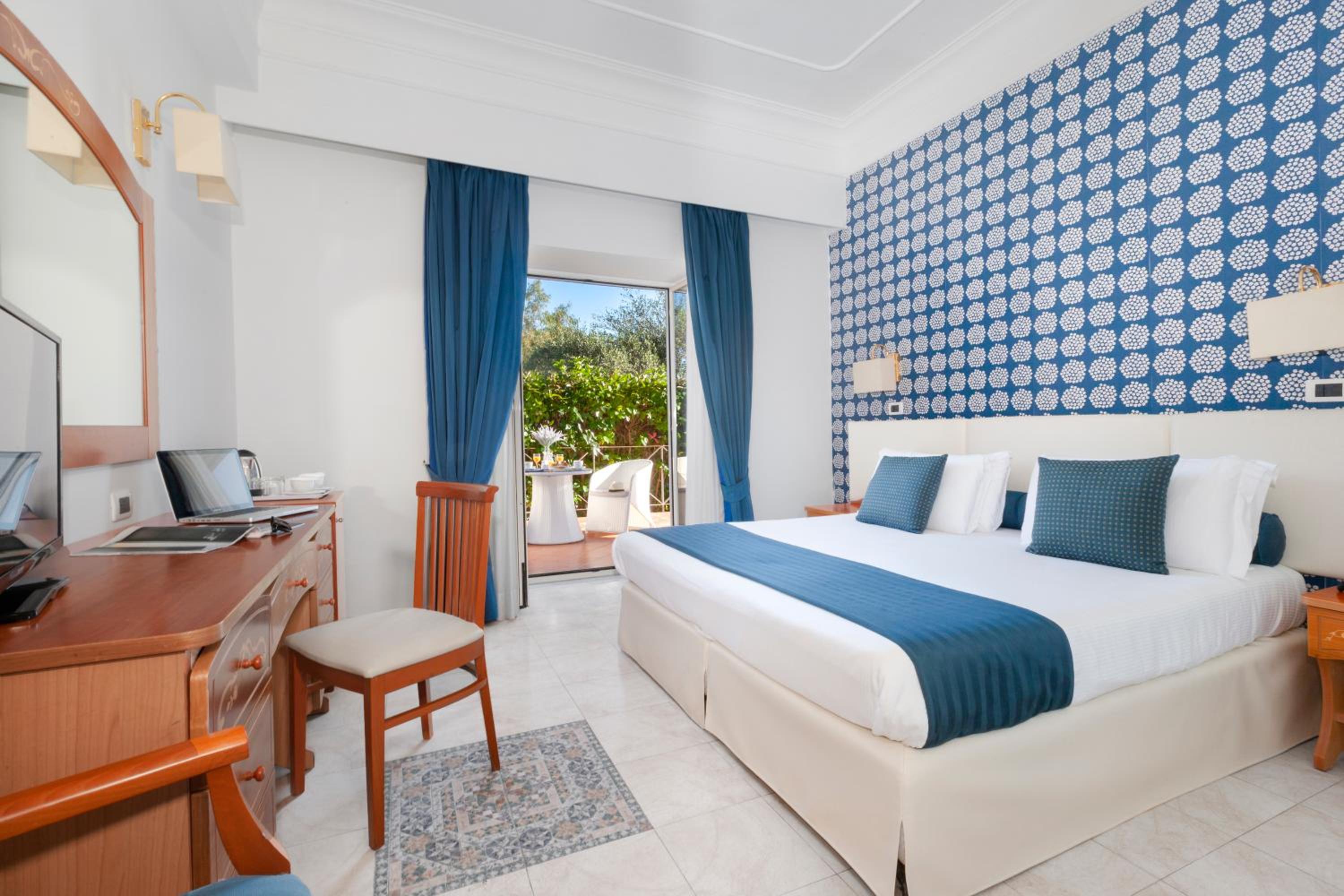 Double Room with Terrace