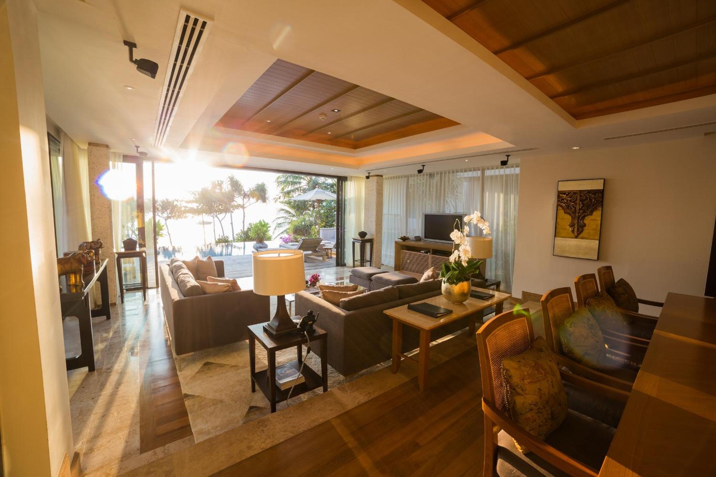 Four-Bedroom Ocean Front Residence  - Photo 12