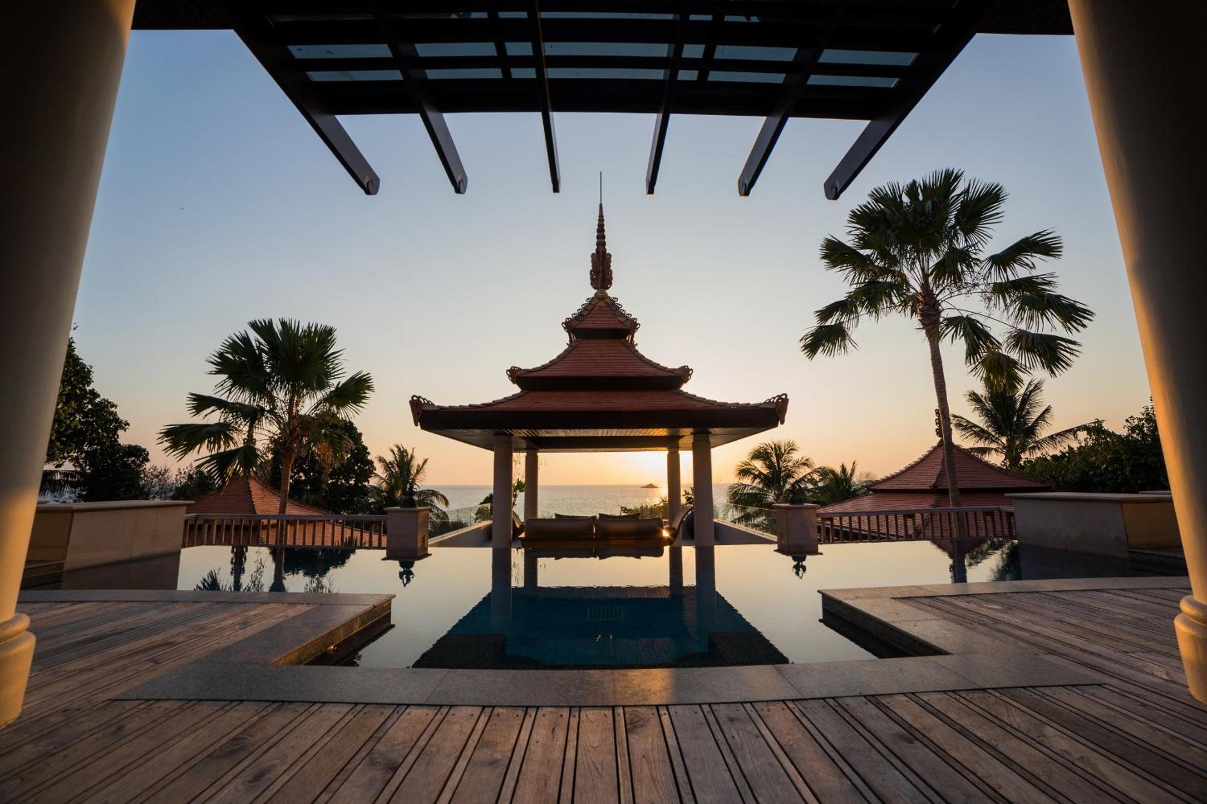 Four-Bedroom Ocean Front Residence  - Photo 15